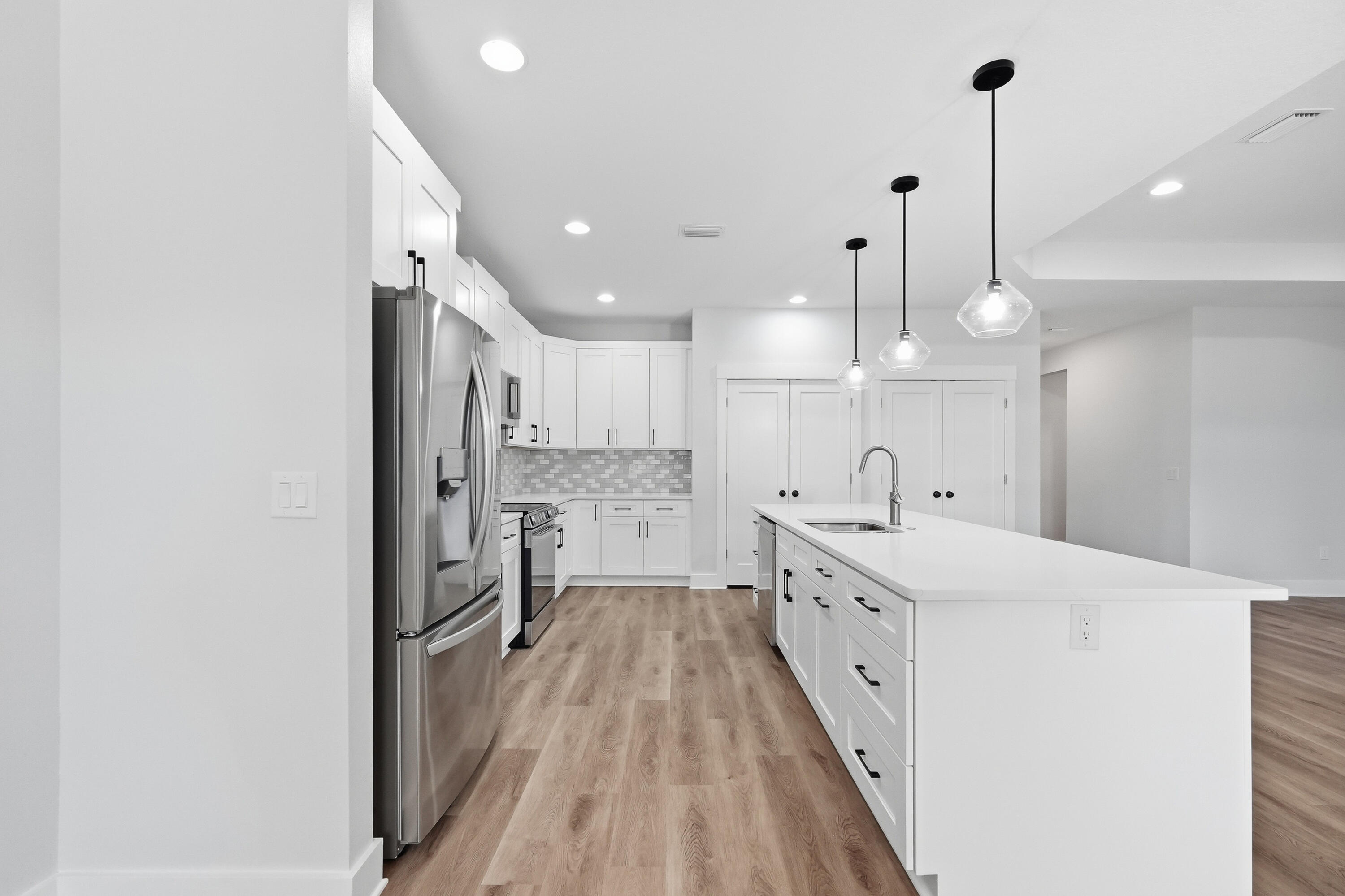 SPRINGDALE UNIT #1 LOT 3 BLK 4 - Residential