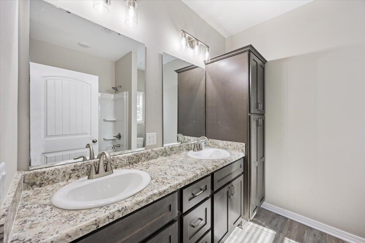 MILLS LANDING - Residential