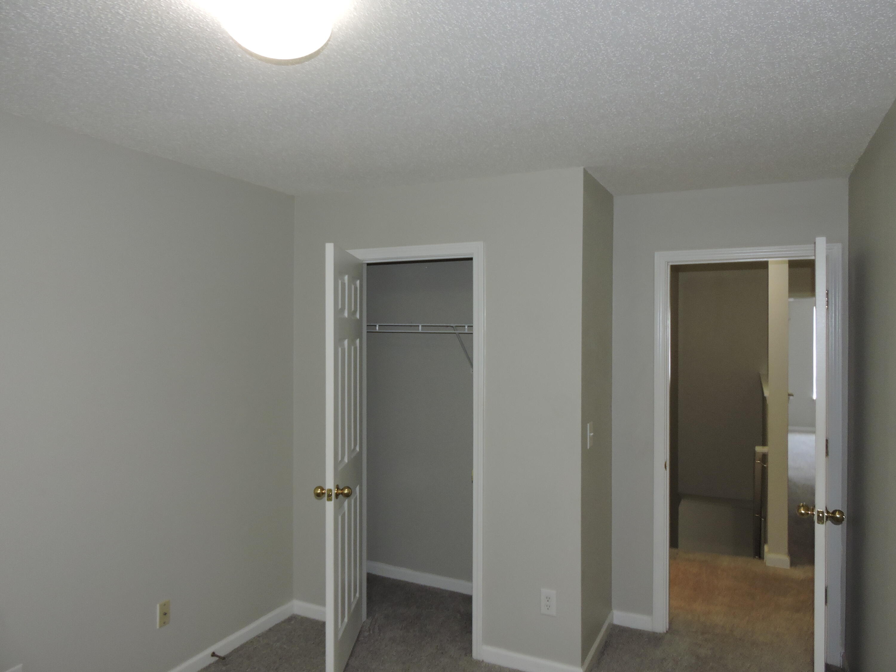 ROLLING PINES - Residential Lease