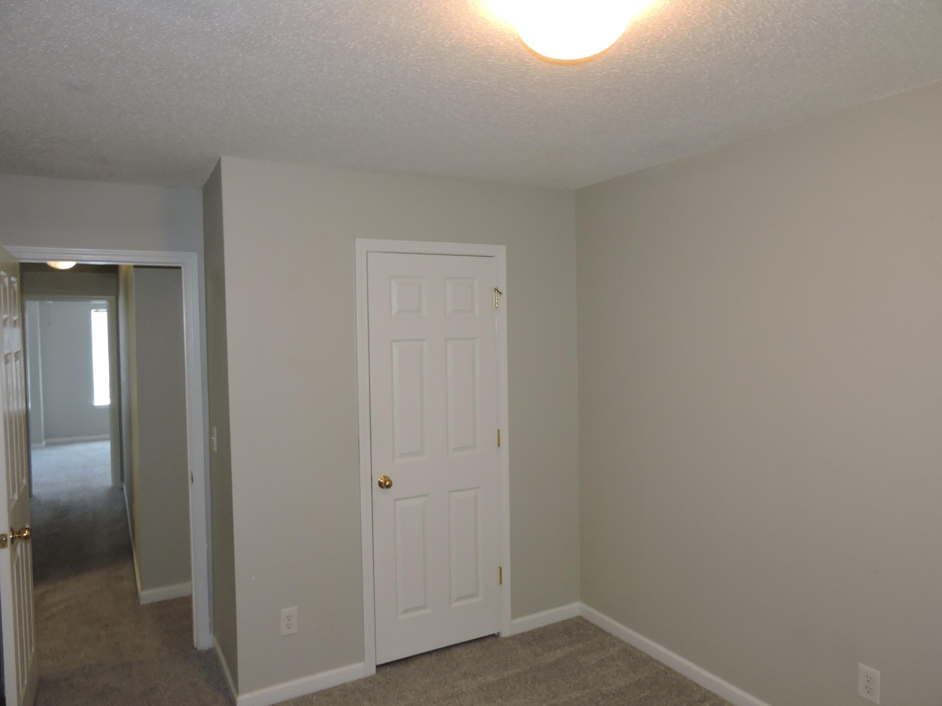 ROLLING PINES - Residential Lease