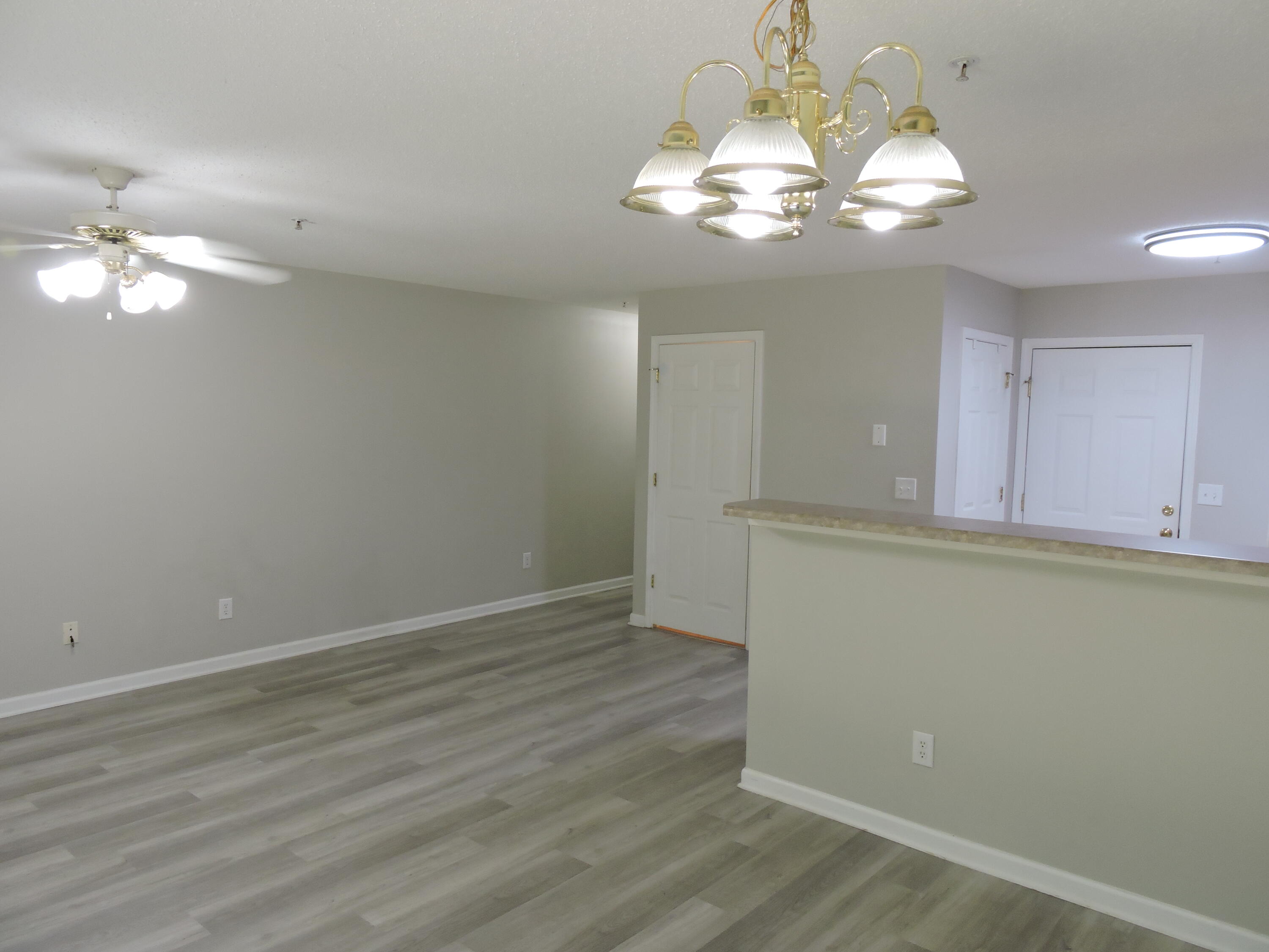 ROLLING PINES - Residential Lease