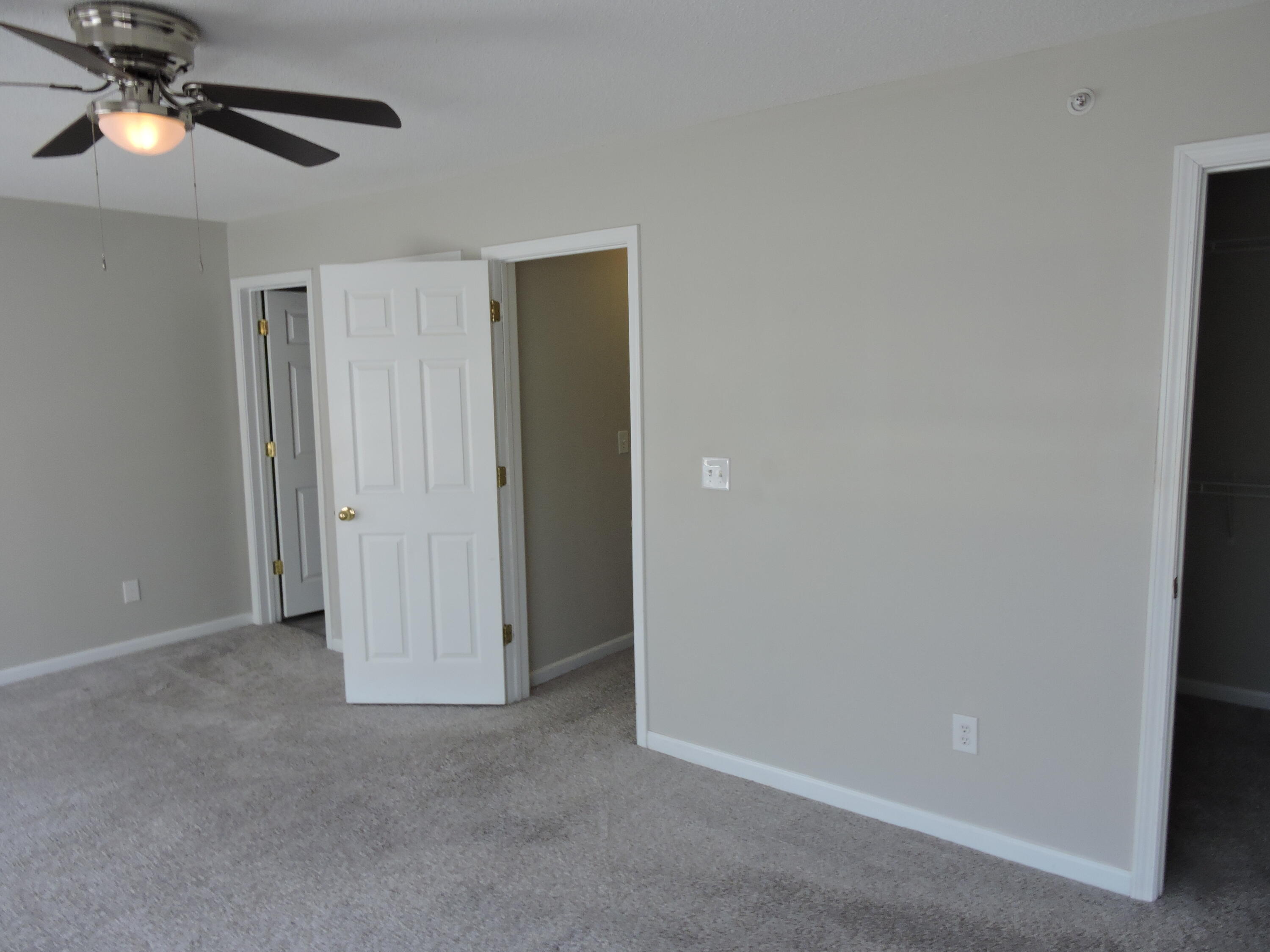 ROLLING PINES - Residential Lease
