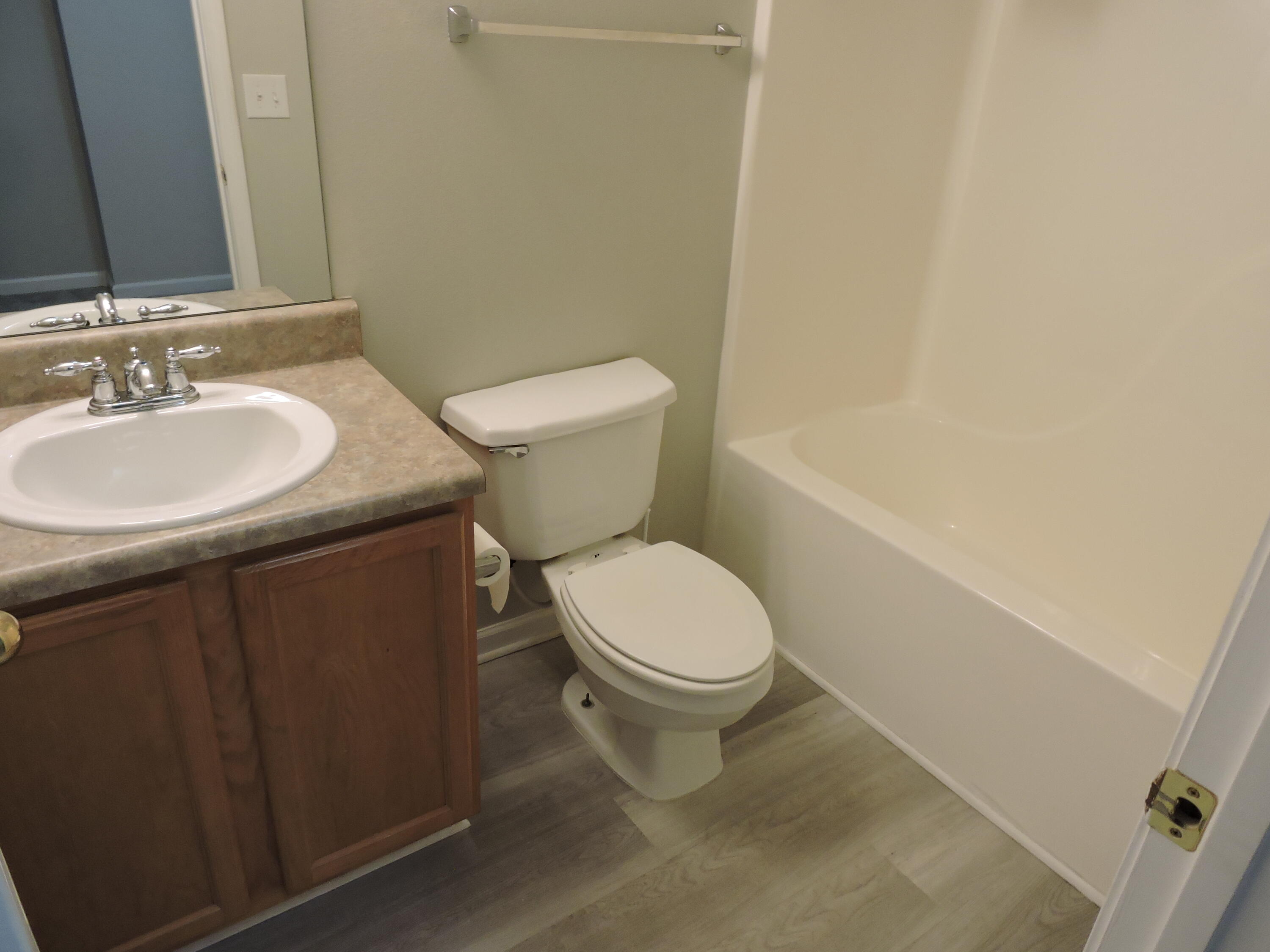ROLLING PINES - Residential Lease