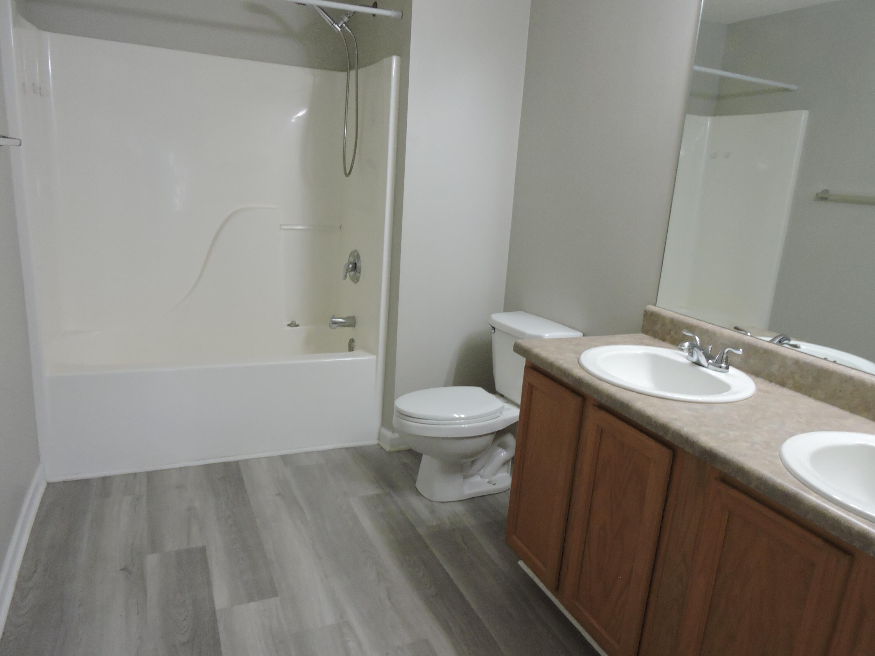 ROLLING PINES - Residential Lease