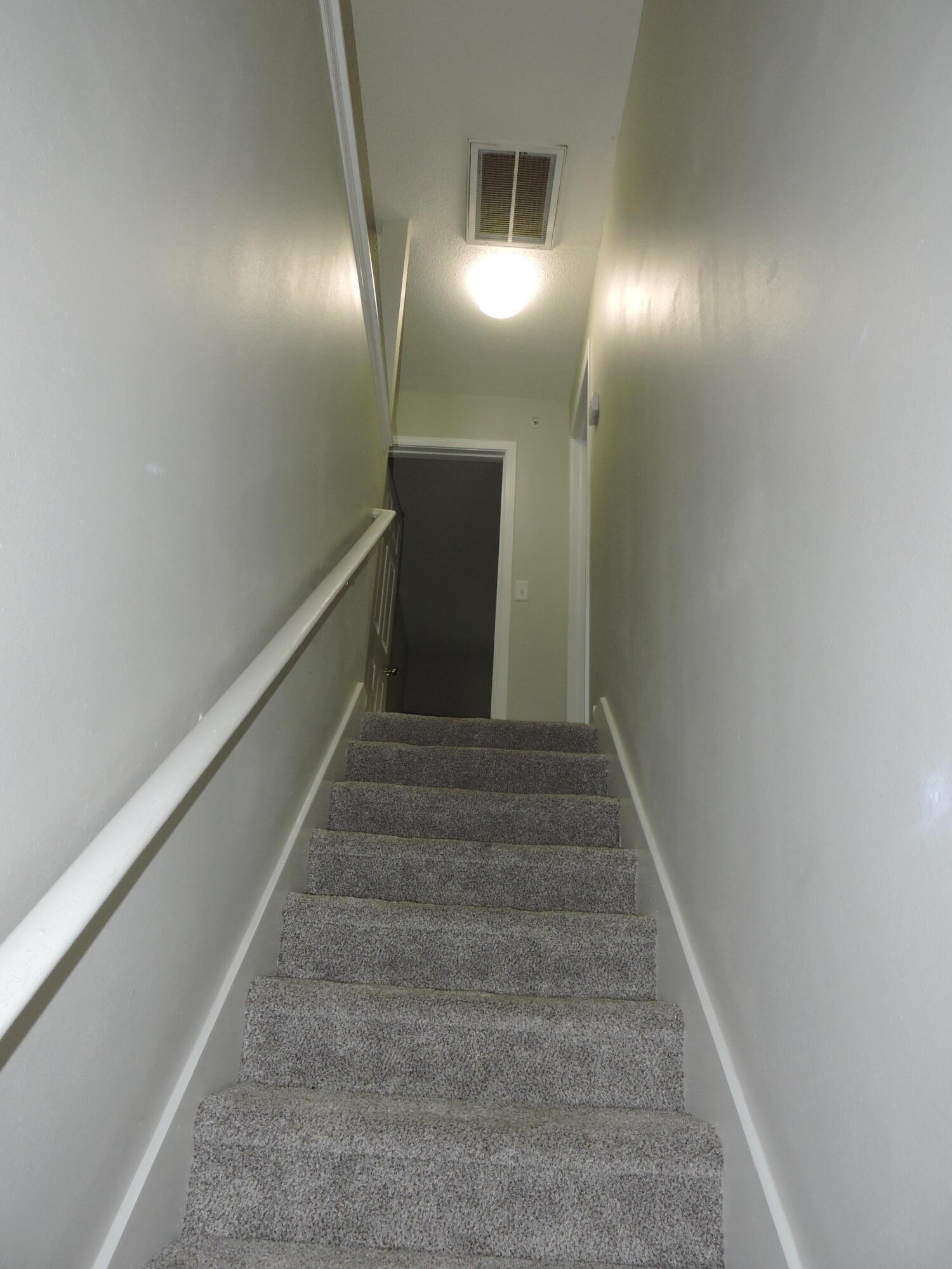 ROLLING PINES - Residential Lease