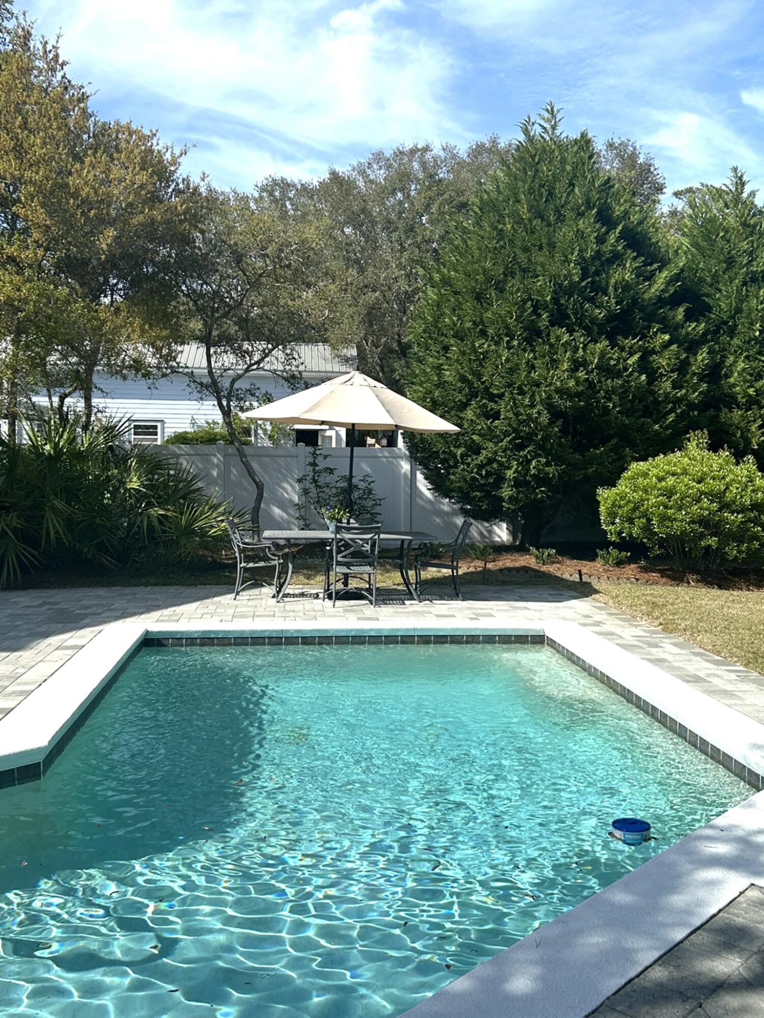 SEABREEZE 2ND ADDN - Residential