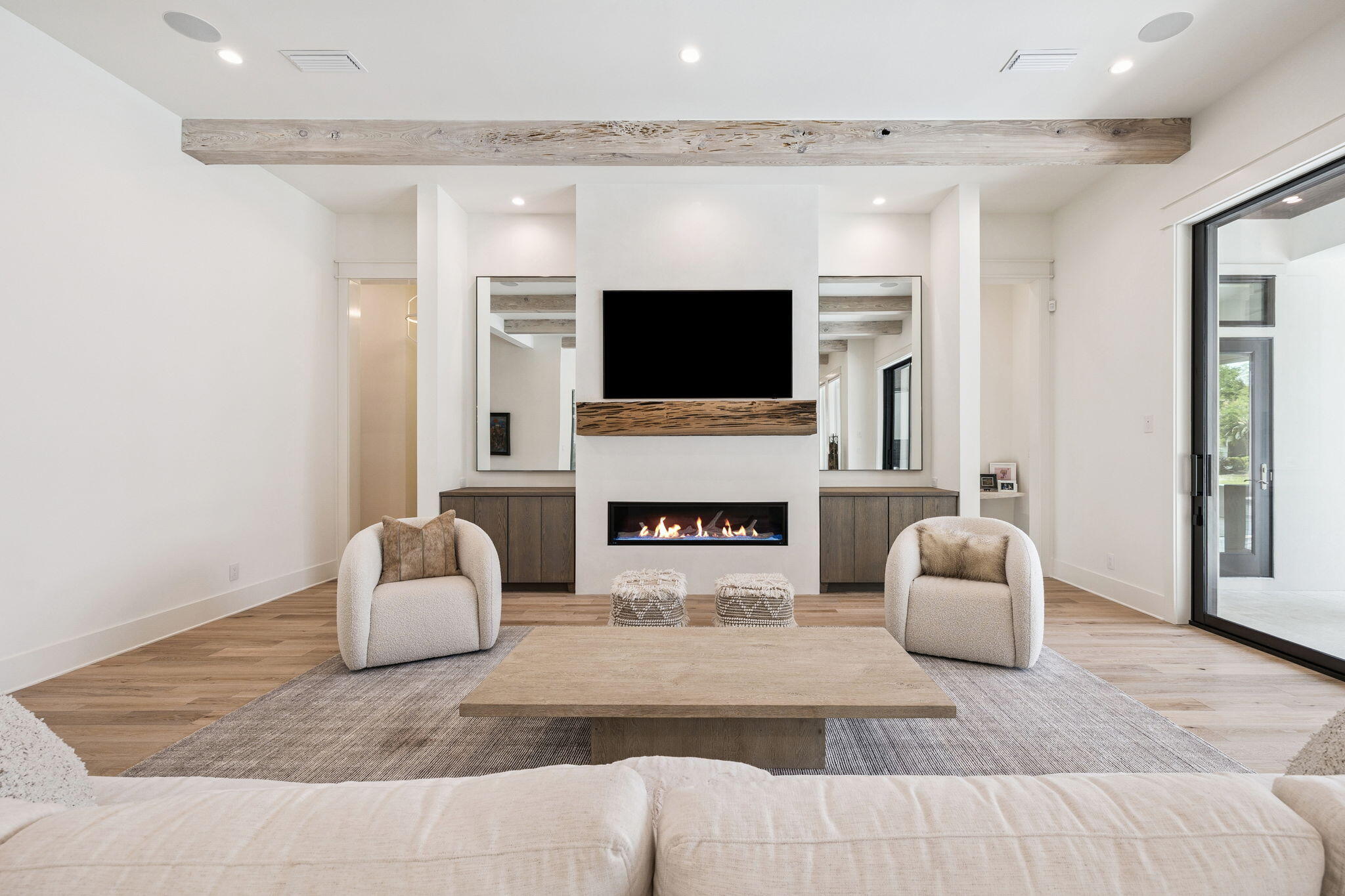 BURNT PINE - Residential