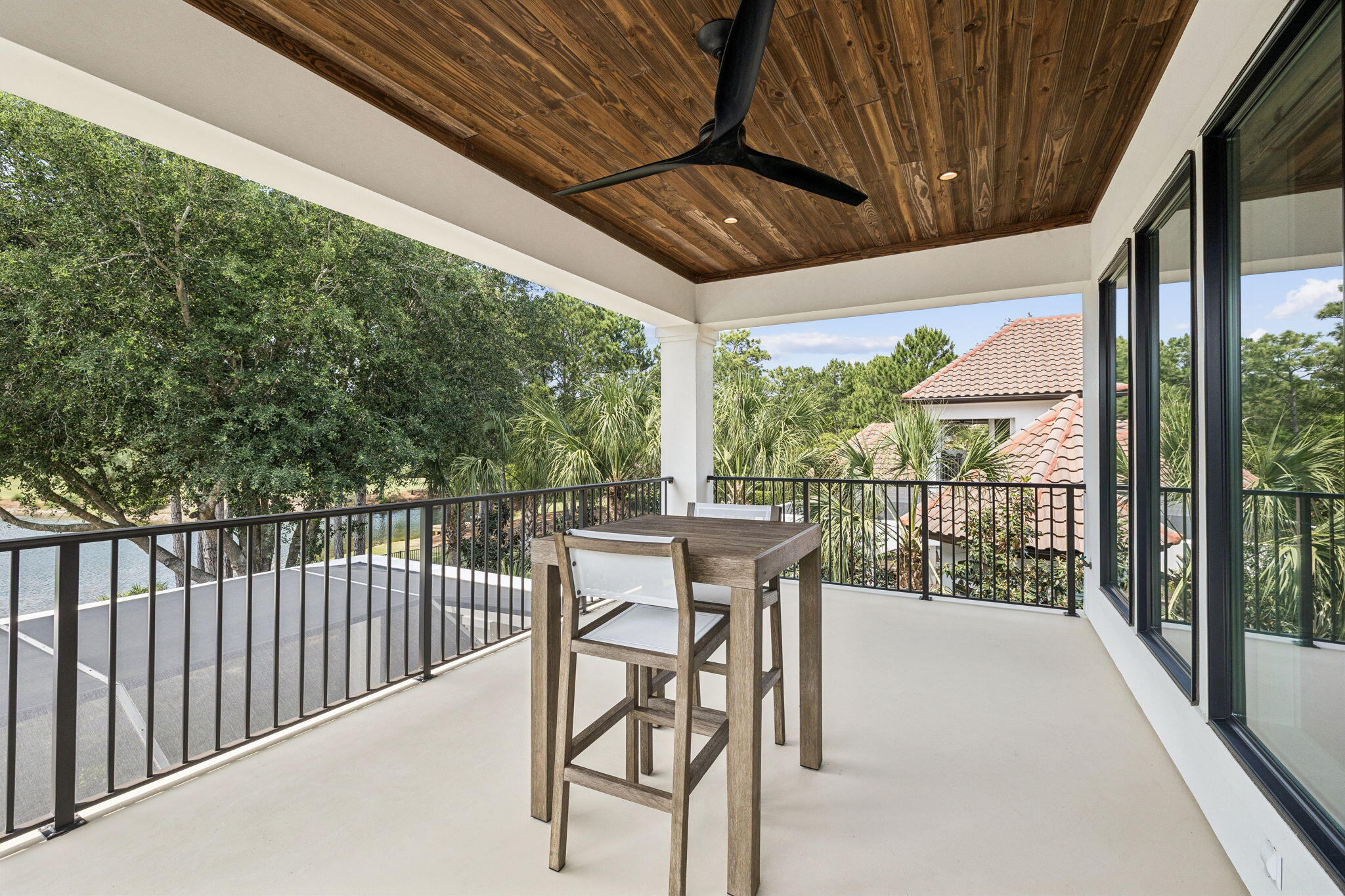 BURNT PINE - Residential