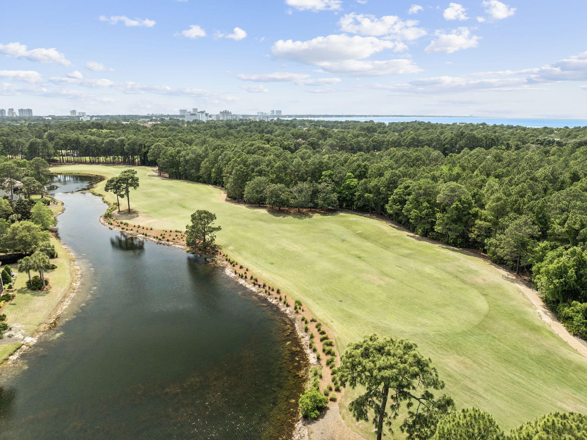 BURNT PINE - Residential