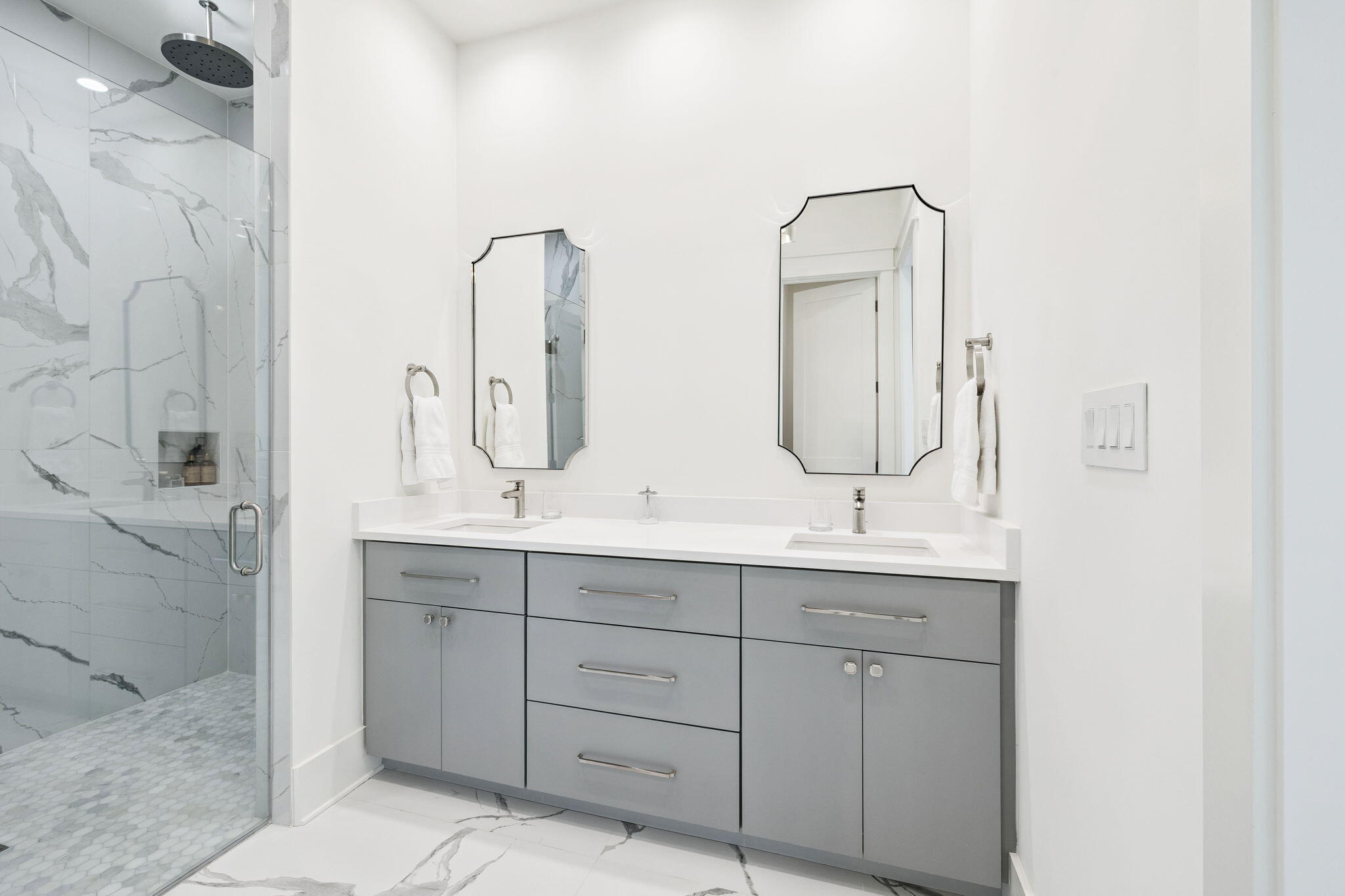 BURNT PINE - Residential