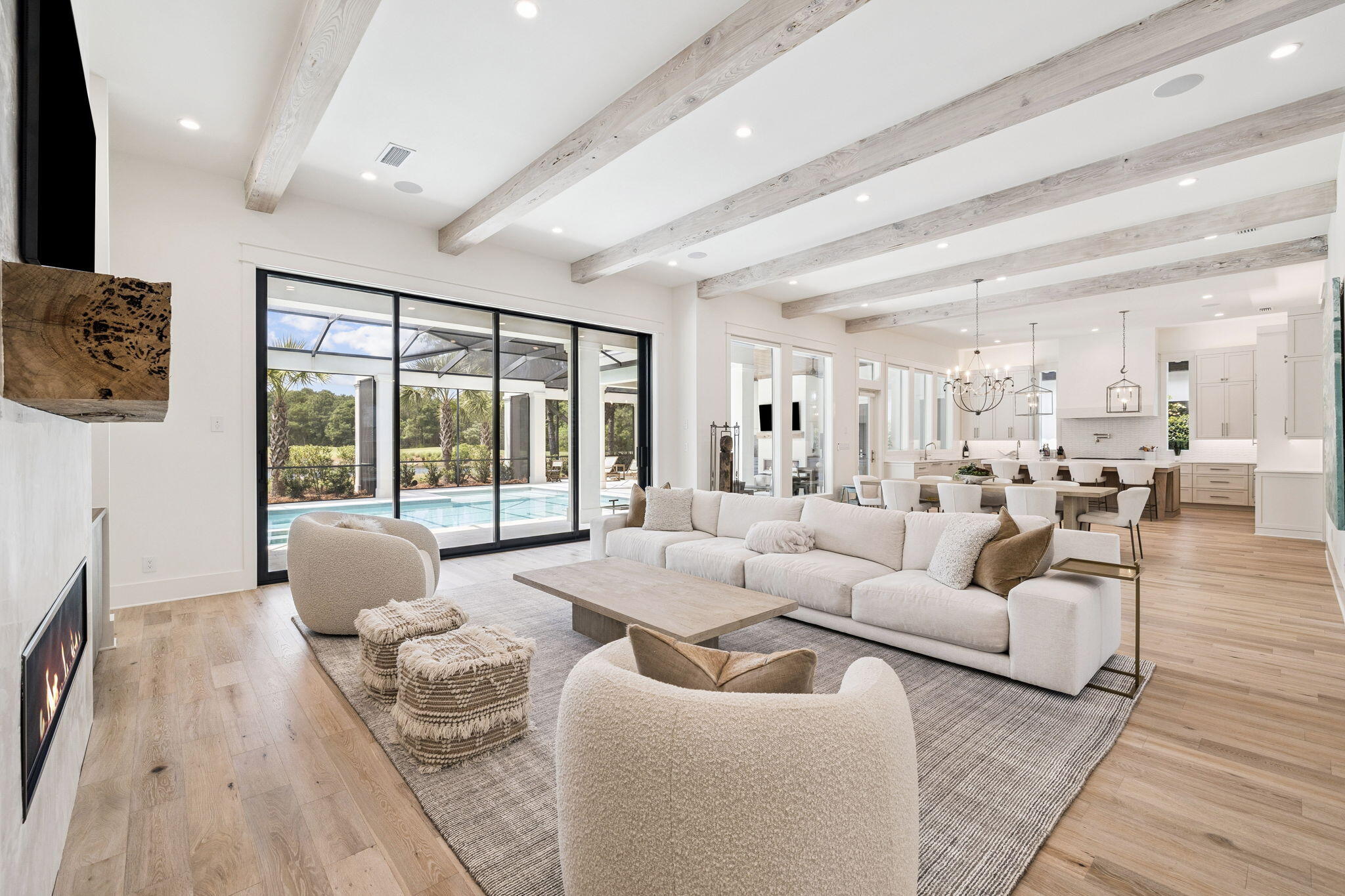 BURNT PINE - Residential