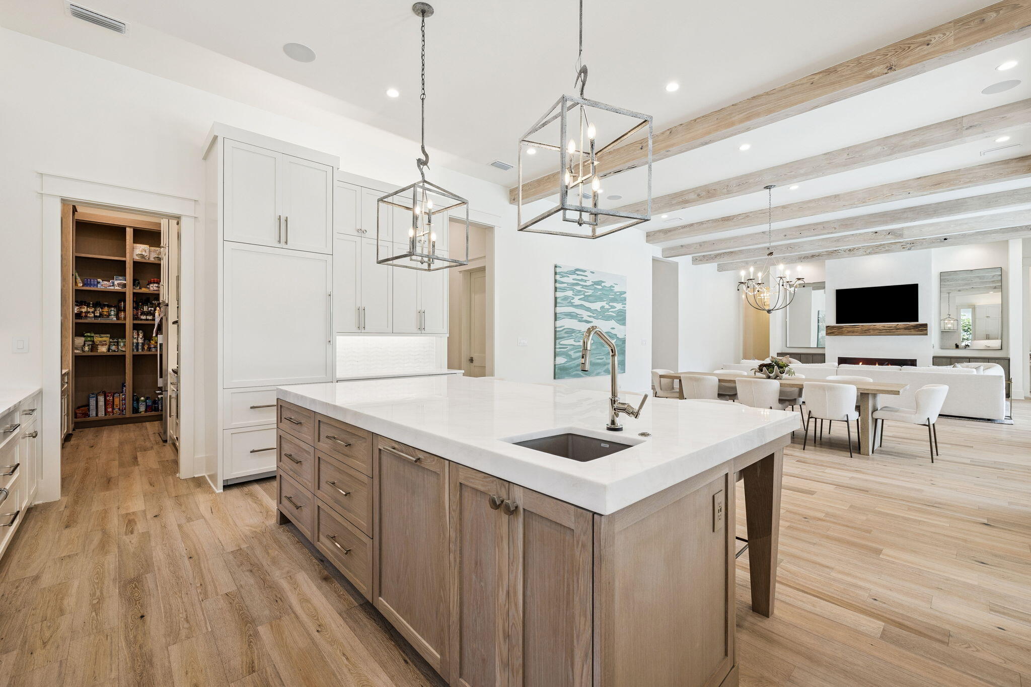 BURNT PINE - Residential