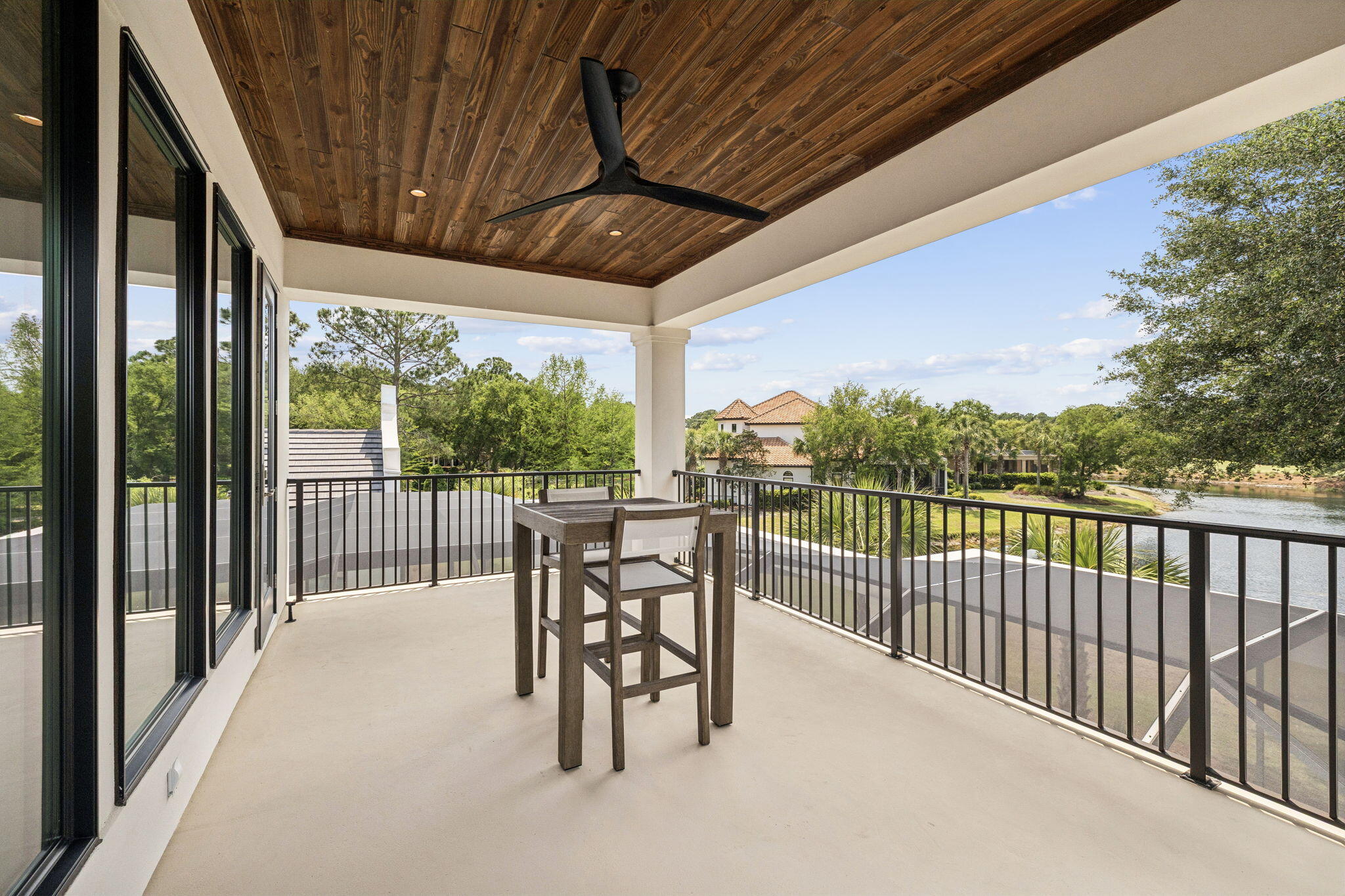 BURNT PINE - Residential