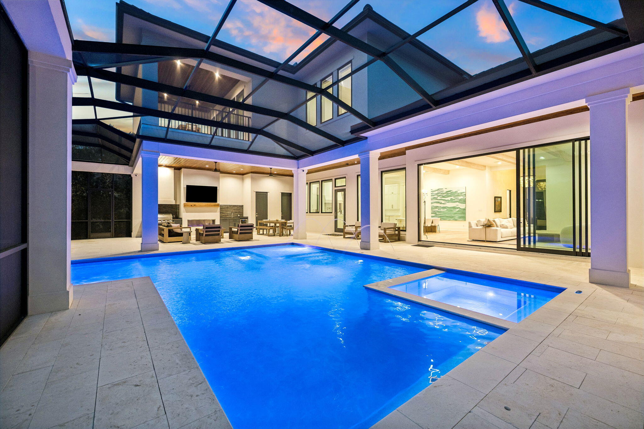 BURNT PINE - Residential