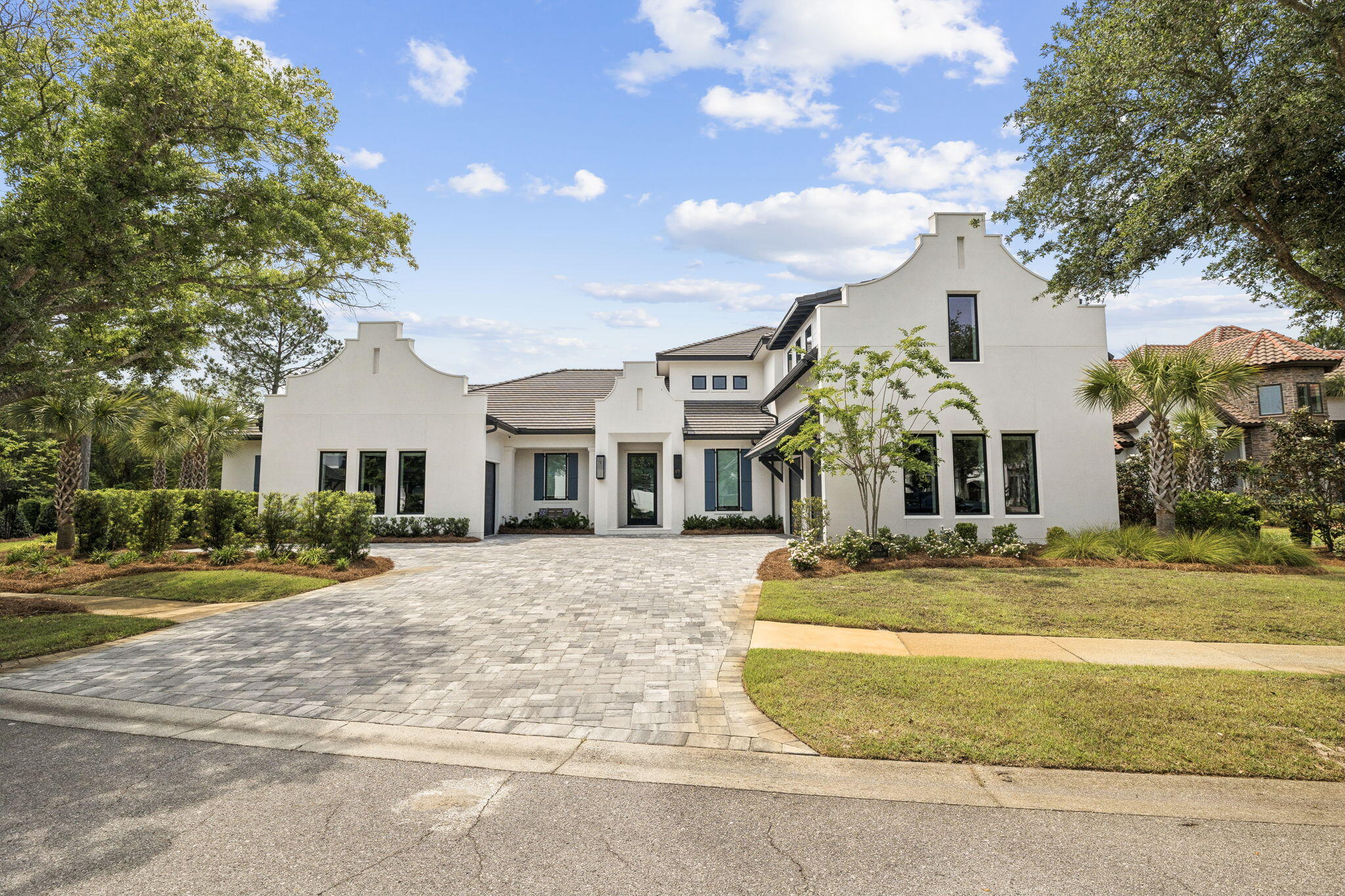 BURNT PINE - Residential