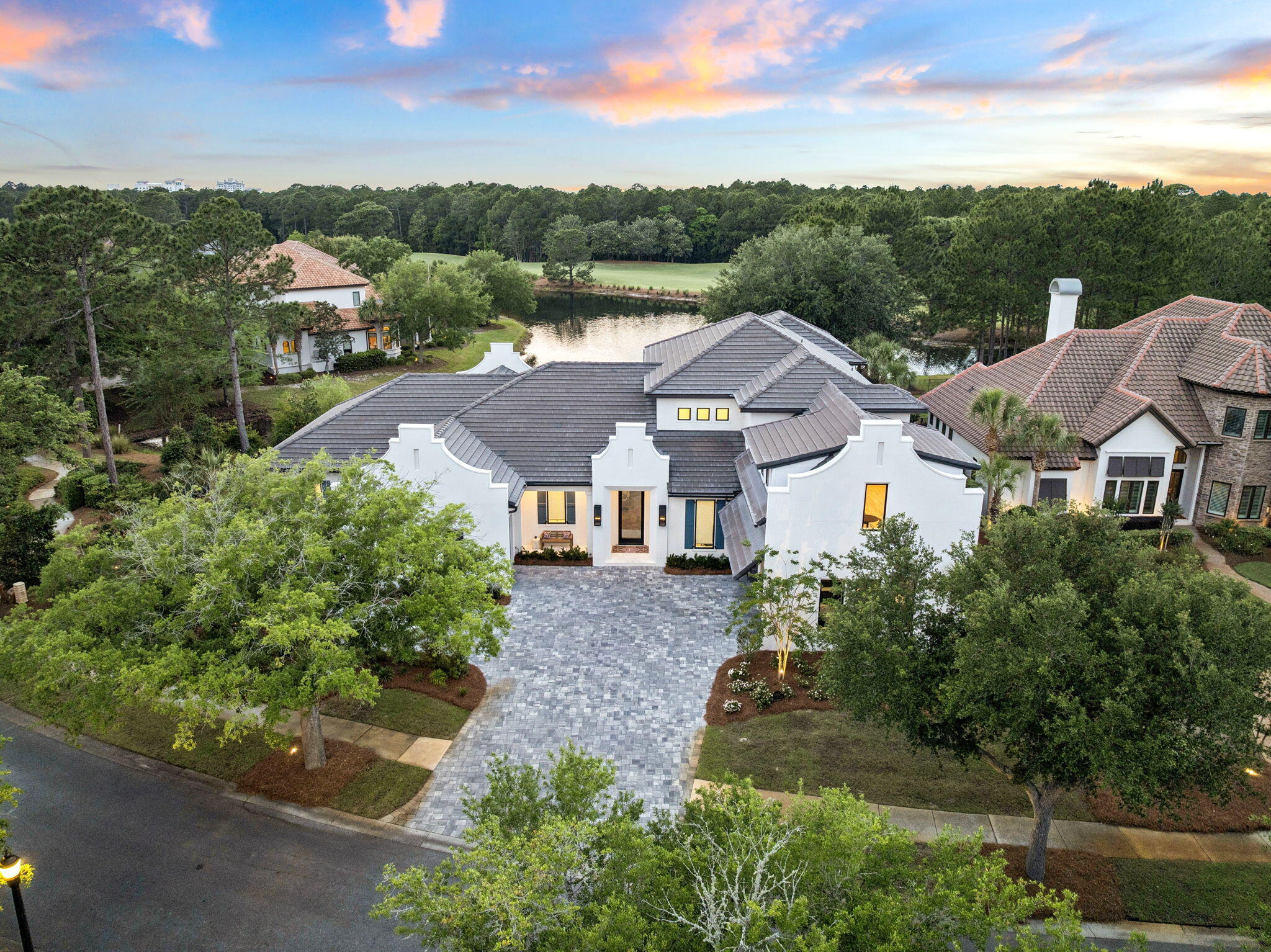 BURNT PINE - Residential