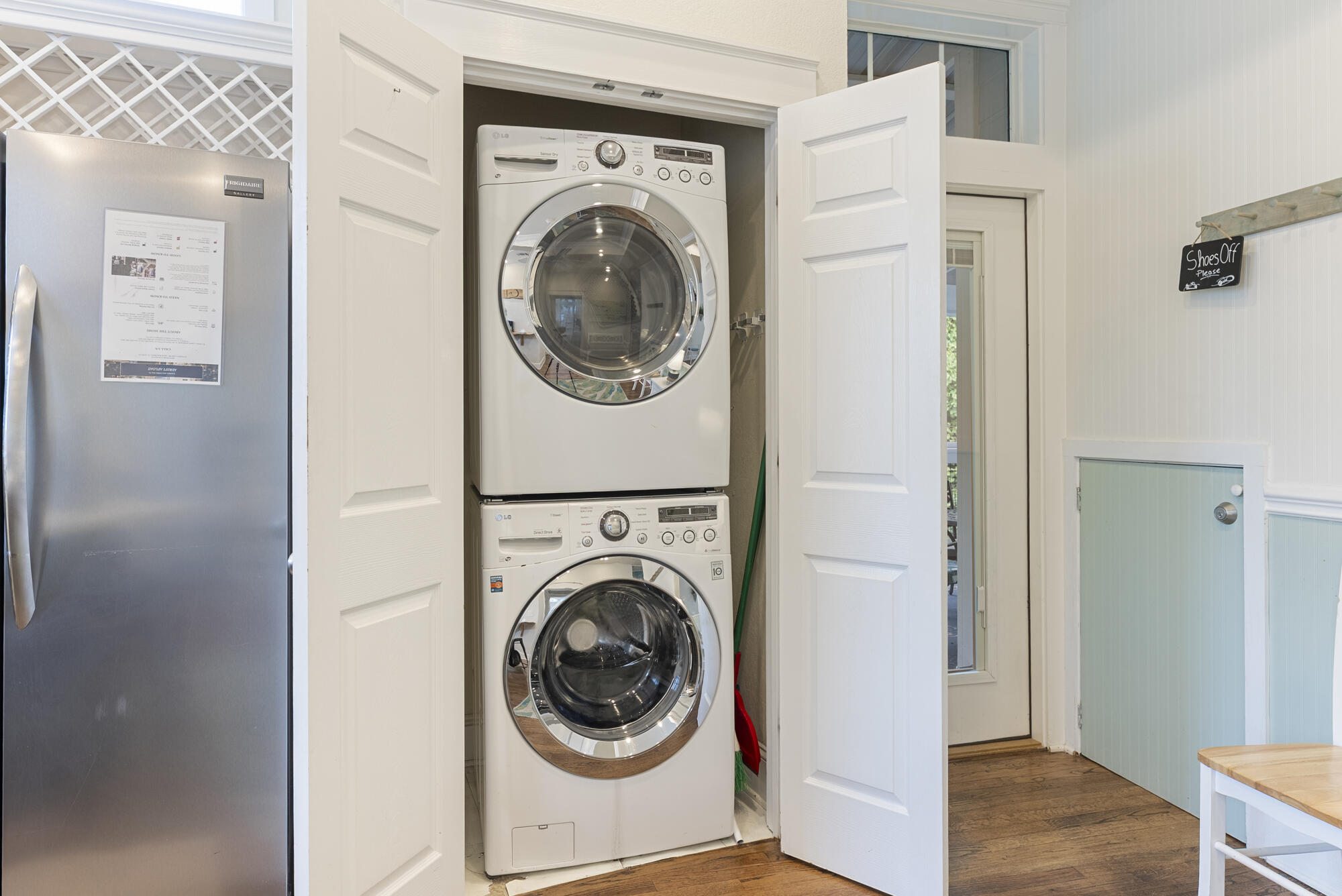 EASTERN LAKE ESTATES - Residential