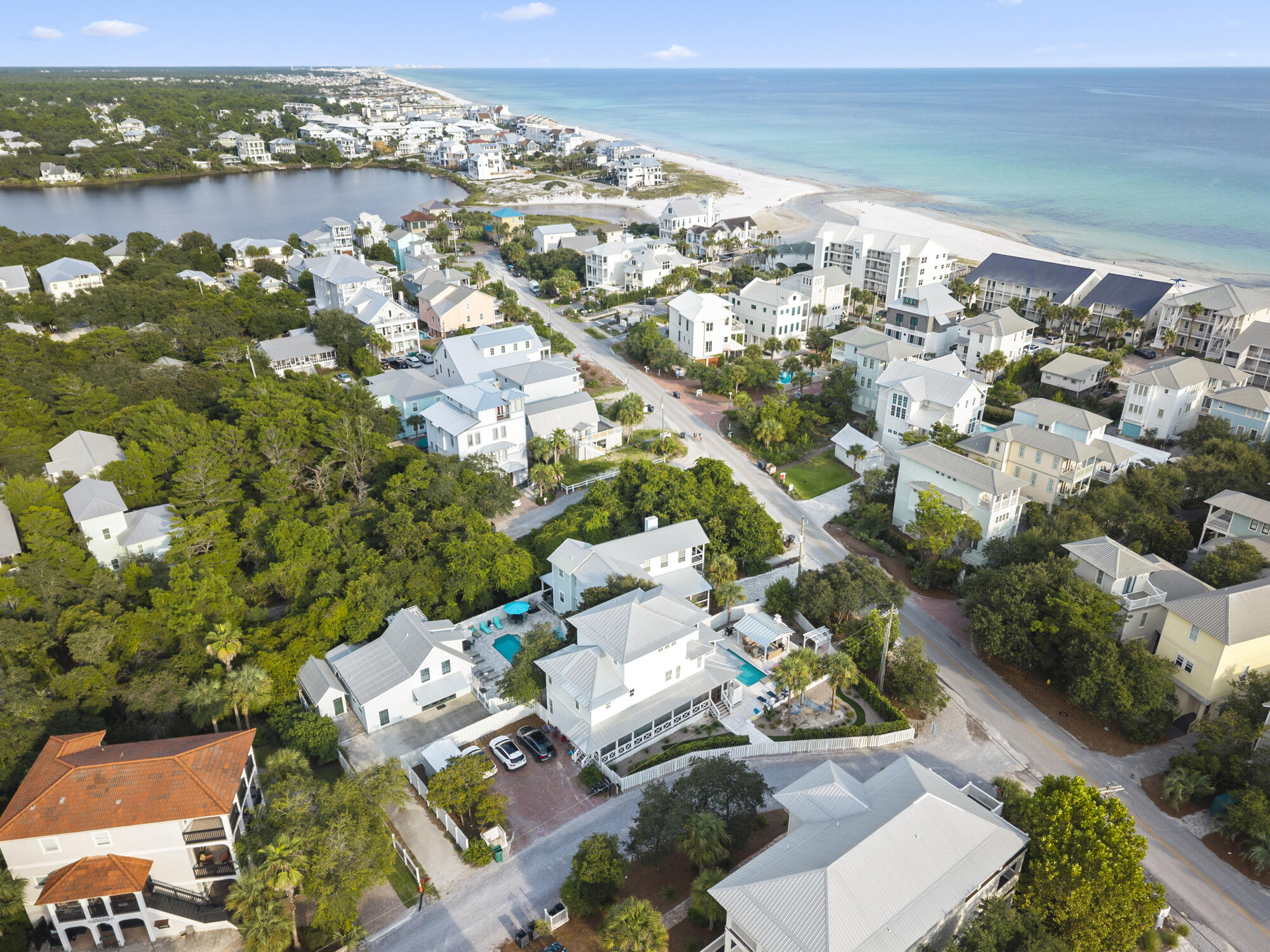 EASTERN LAKE ESTATES - Residential