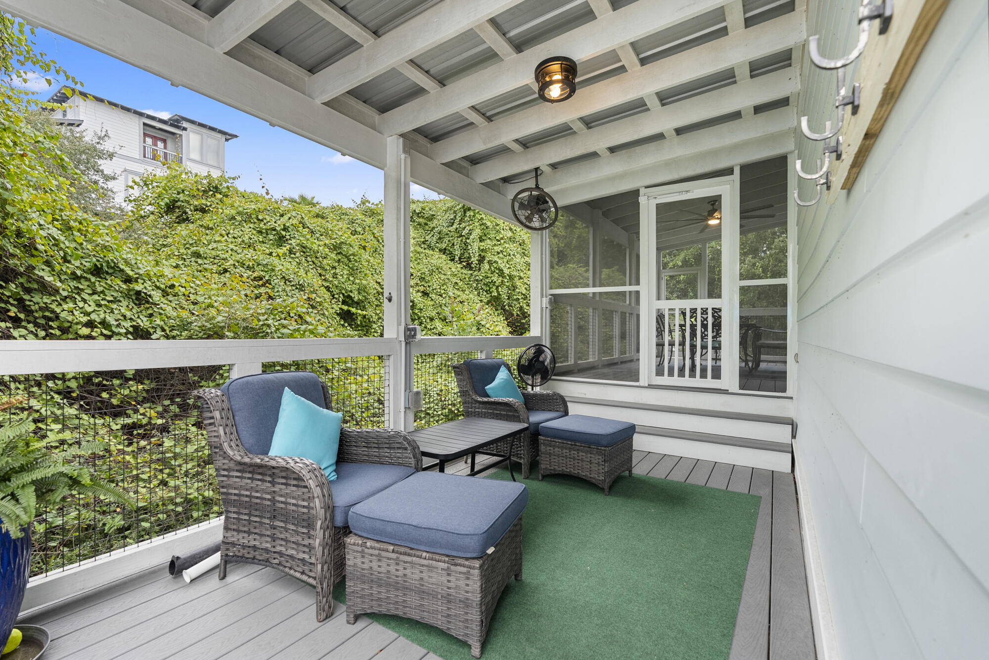 EASTERN LAKE ESTATES - Residential