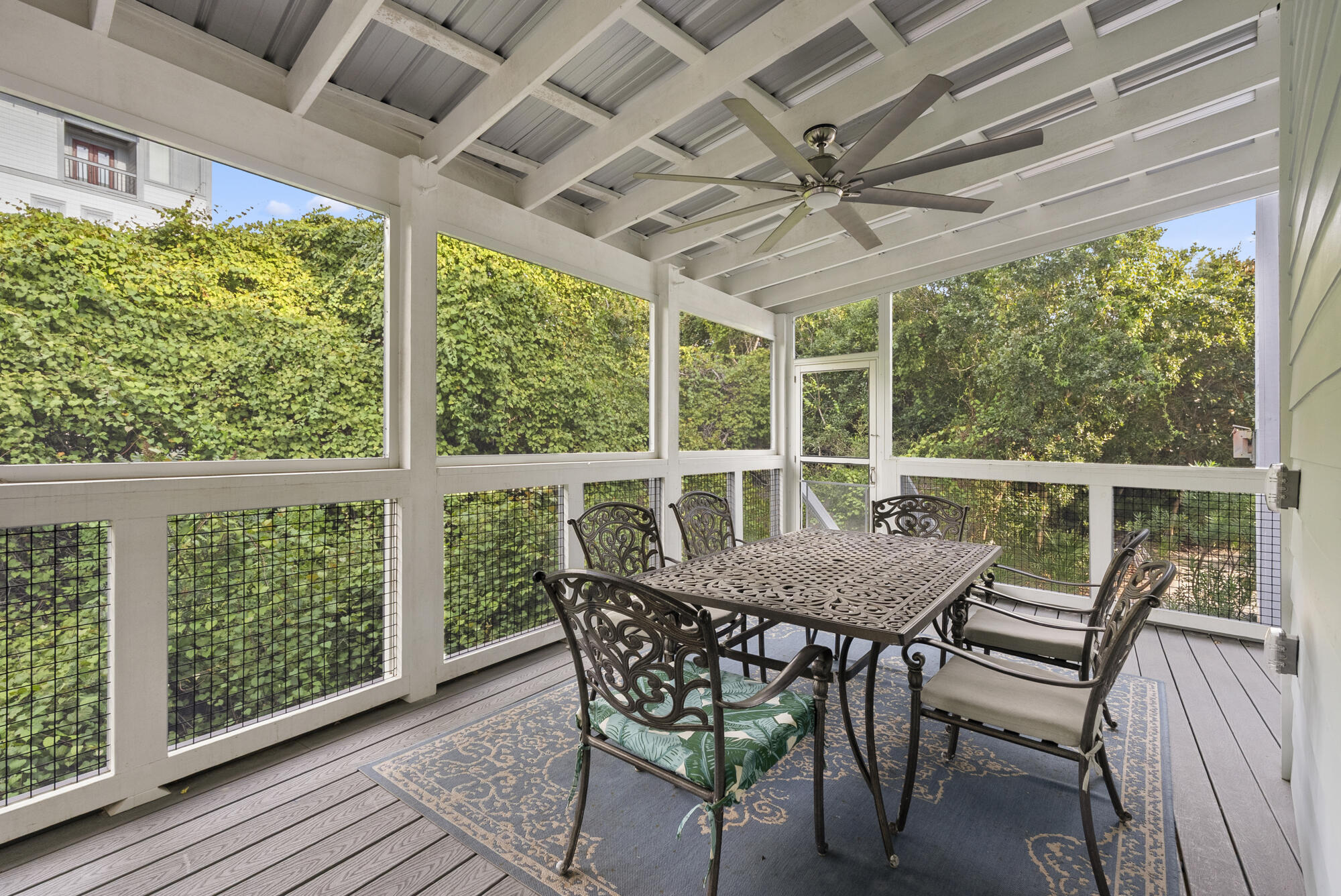 EASTERN LAKE ESTATES - Residential