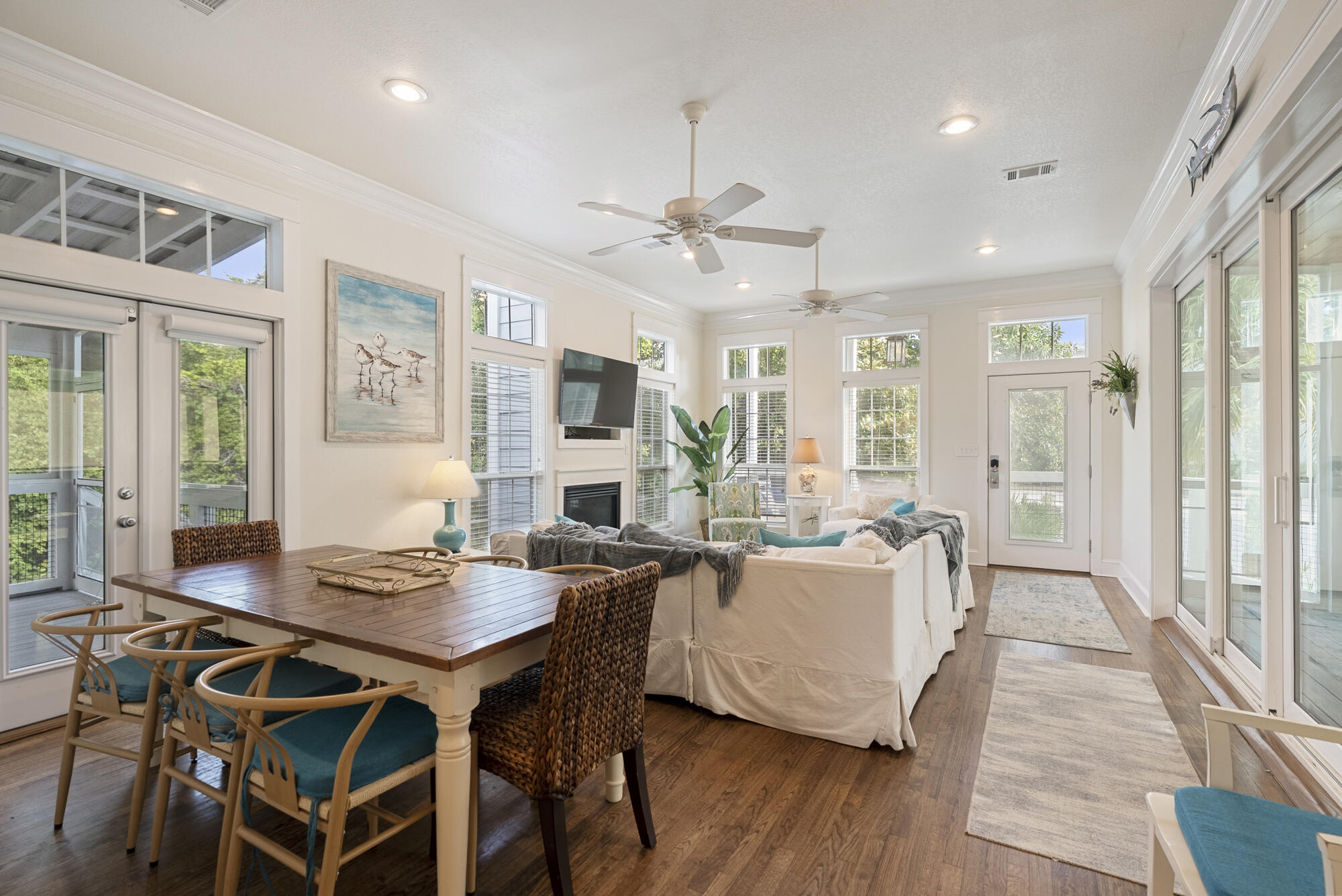 EASTERN LAKE ESTATES - Residential