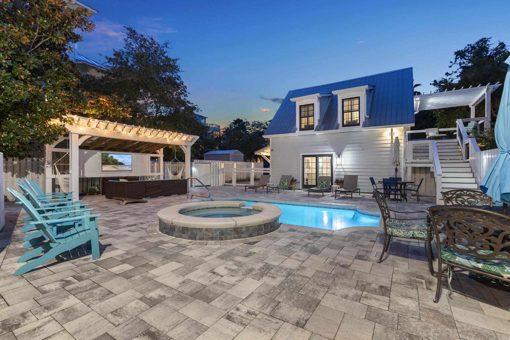 EASTERN LAKE ESTATES - Residential