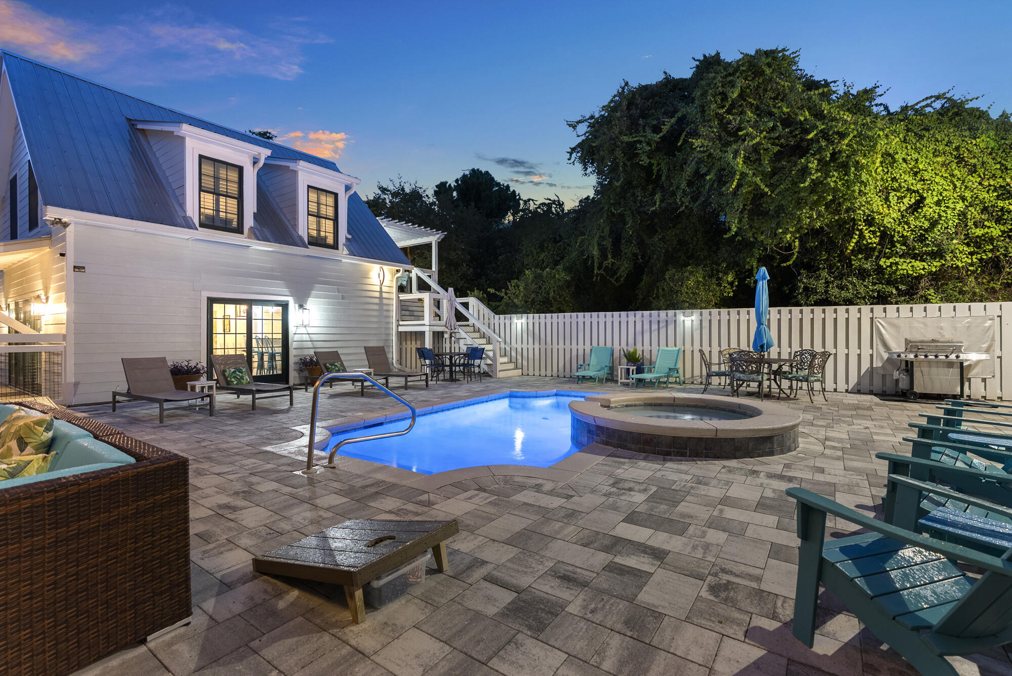 EASTERN LAKE ESTATES - Residential