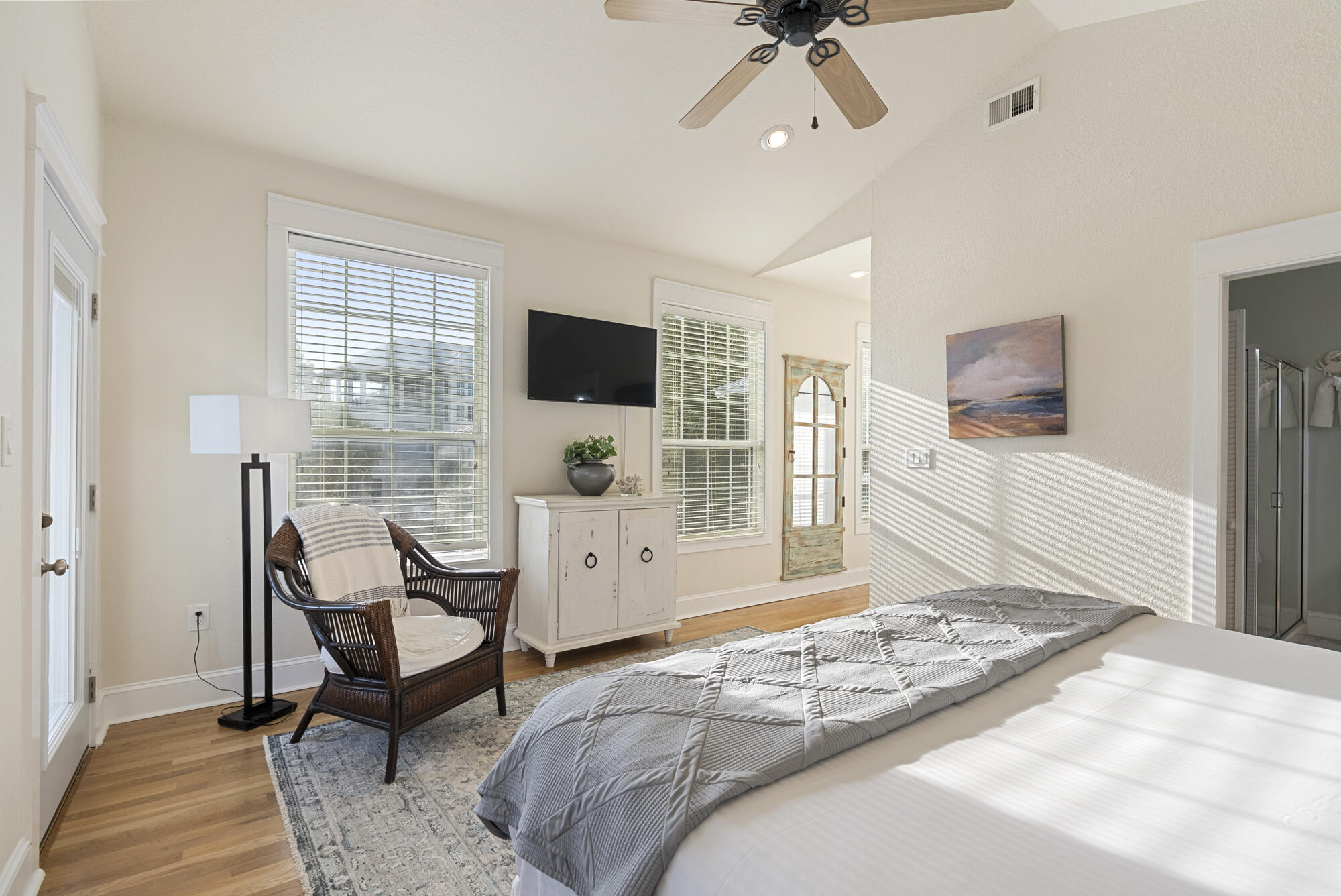 EASTERN LAKE ESTATES - Residential