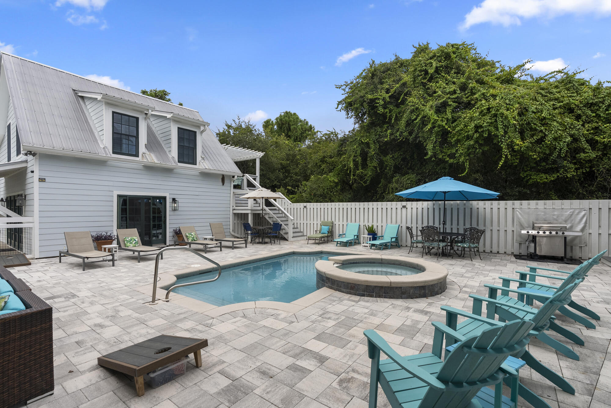 EASTERN LAKE ESTATES - Residential