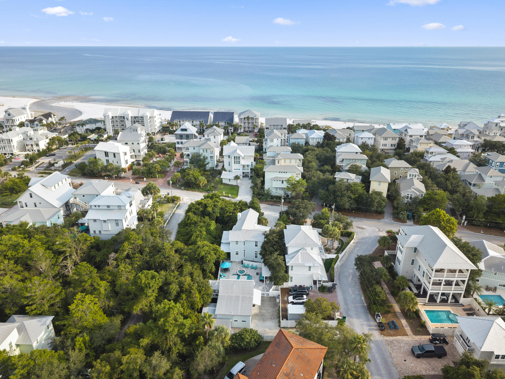 EASTERN LAKE ESTATES - Residential