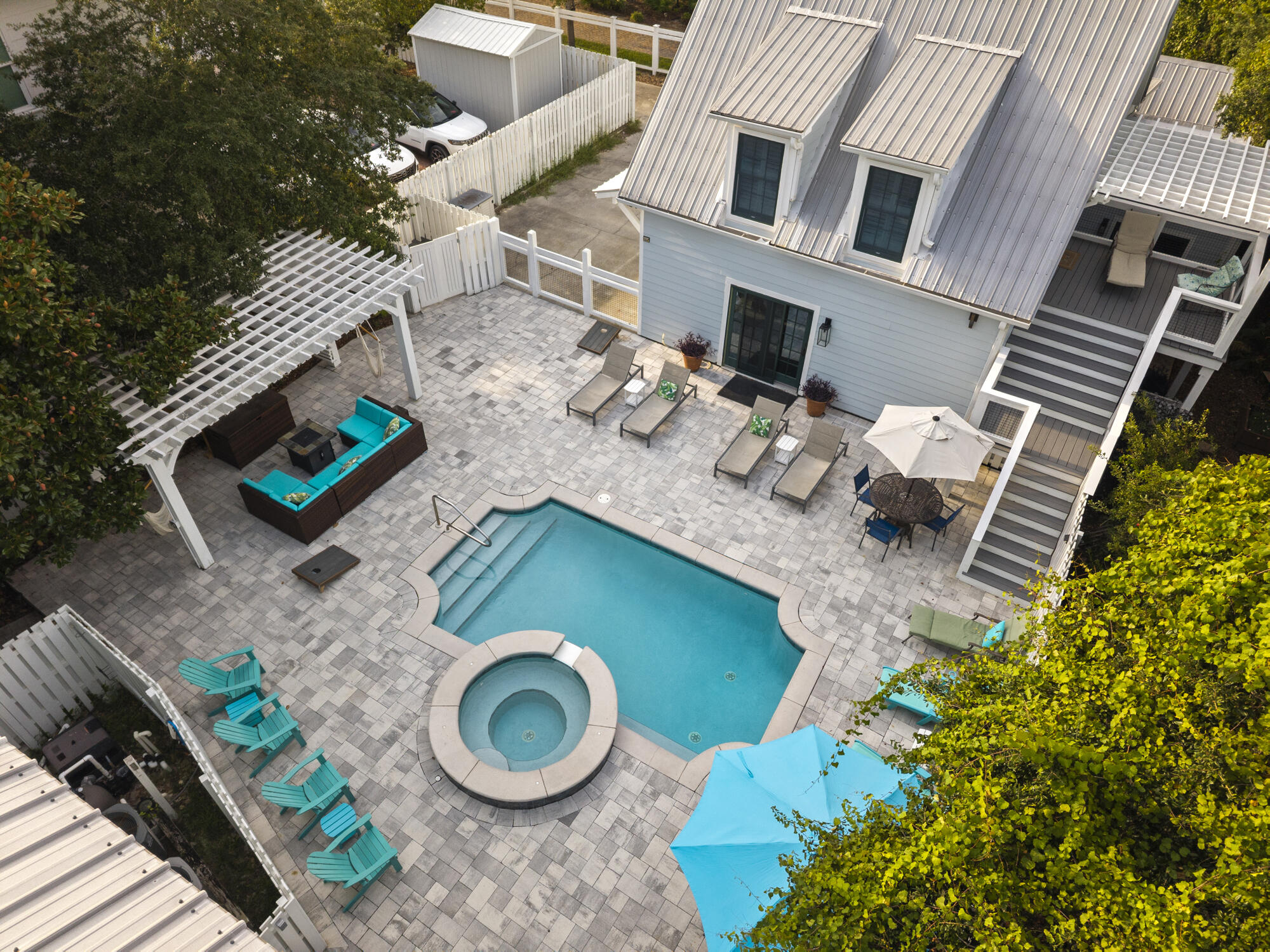 EASTERN LAKE ESTATES - Residential