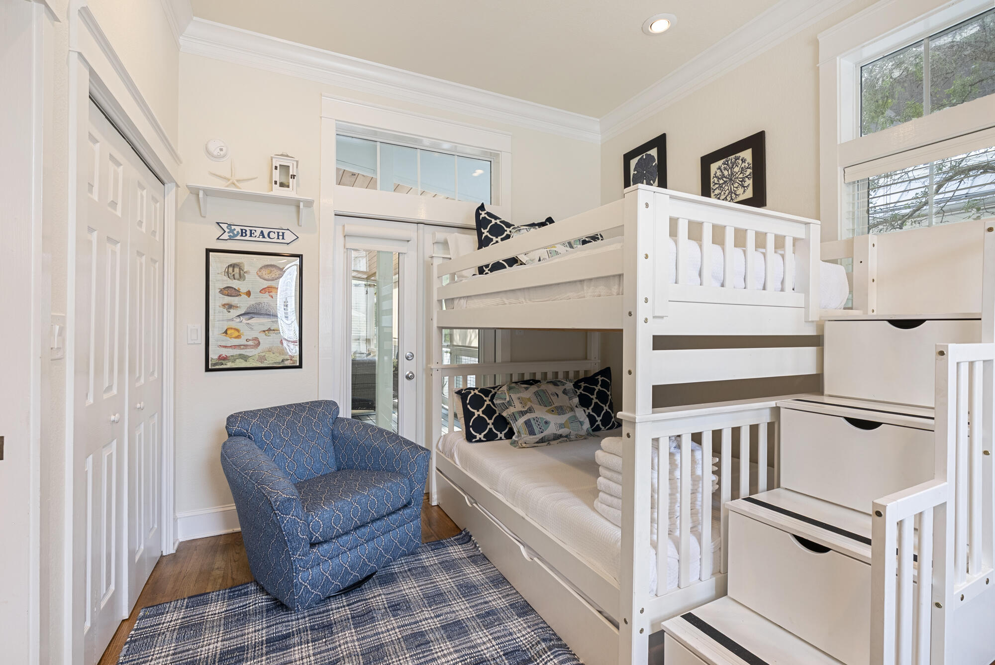 EASTERN LAKE ESTATES - Residential