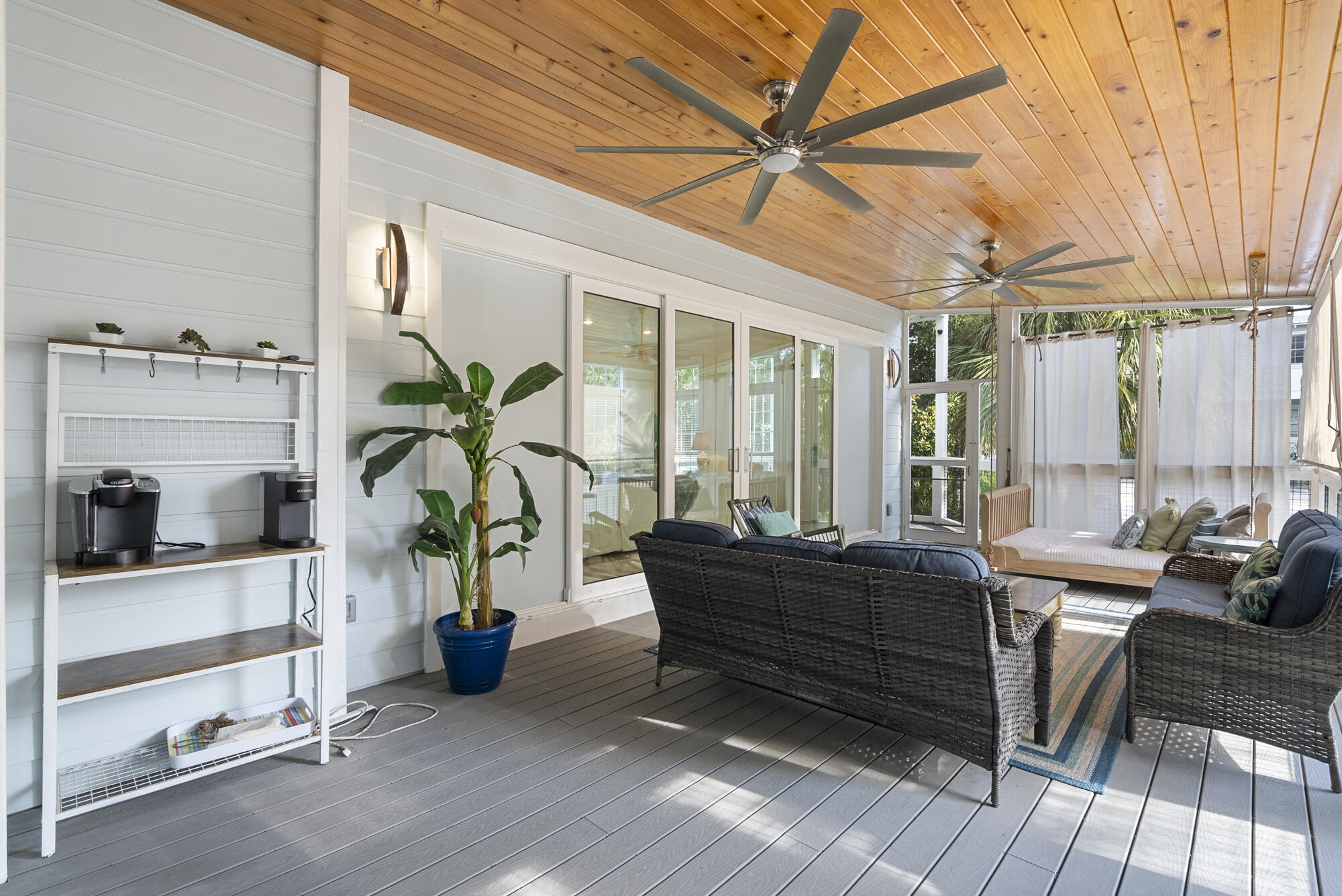 EASTERN LAKE ESTATES - Residential