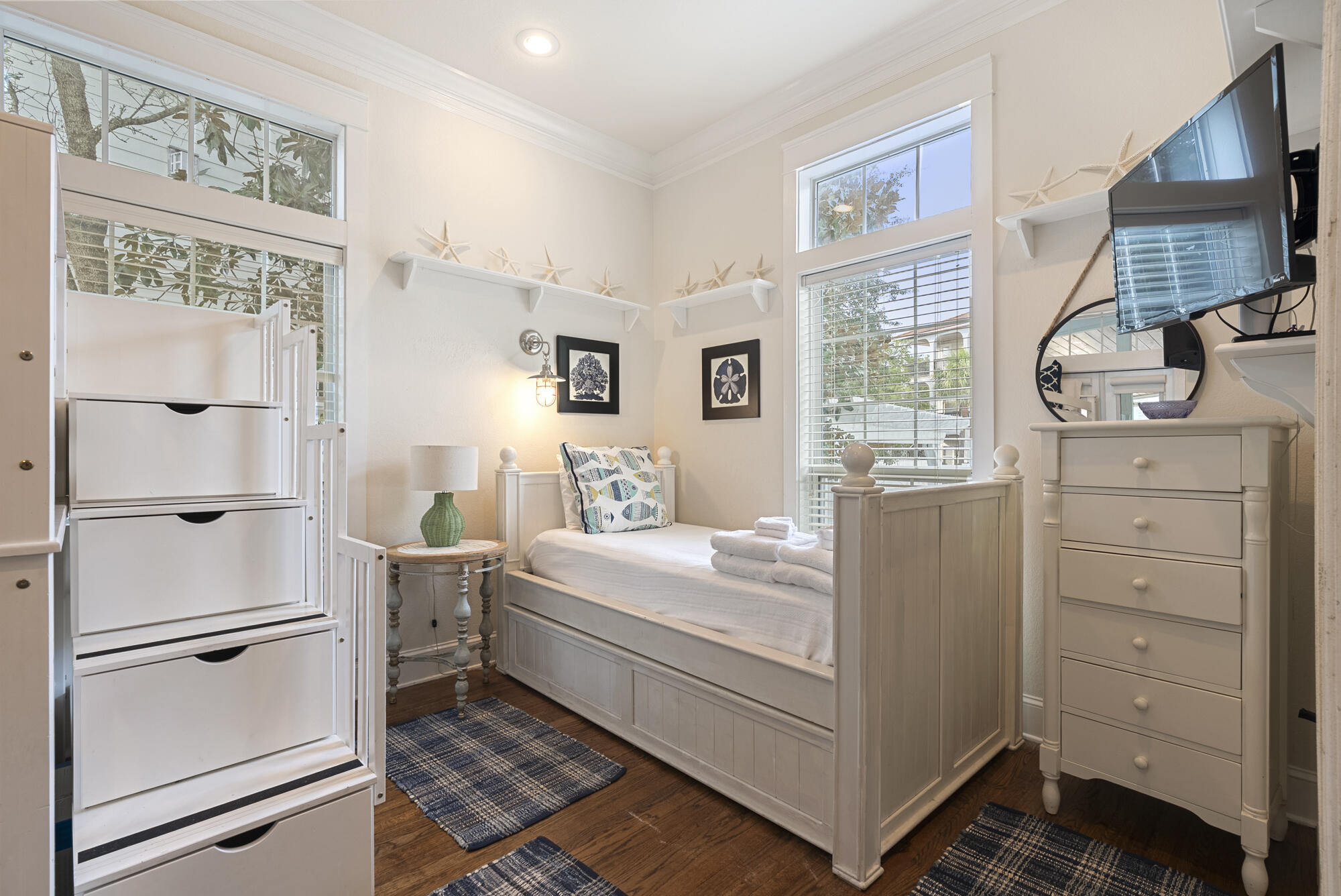 EASTERN LAKE ESTATES - Residential