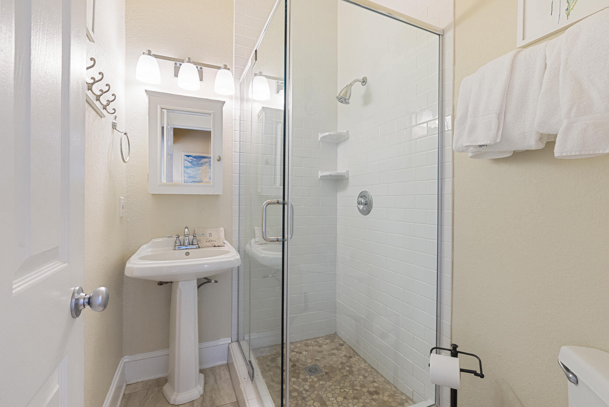 EASTERN LAKE ESTATES - Residential