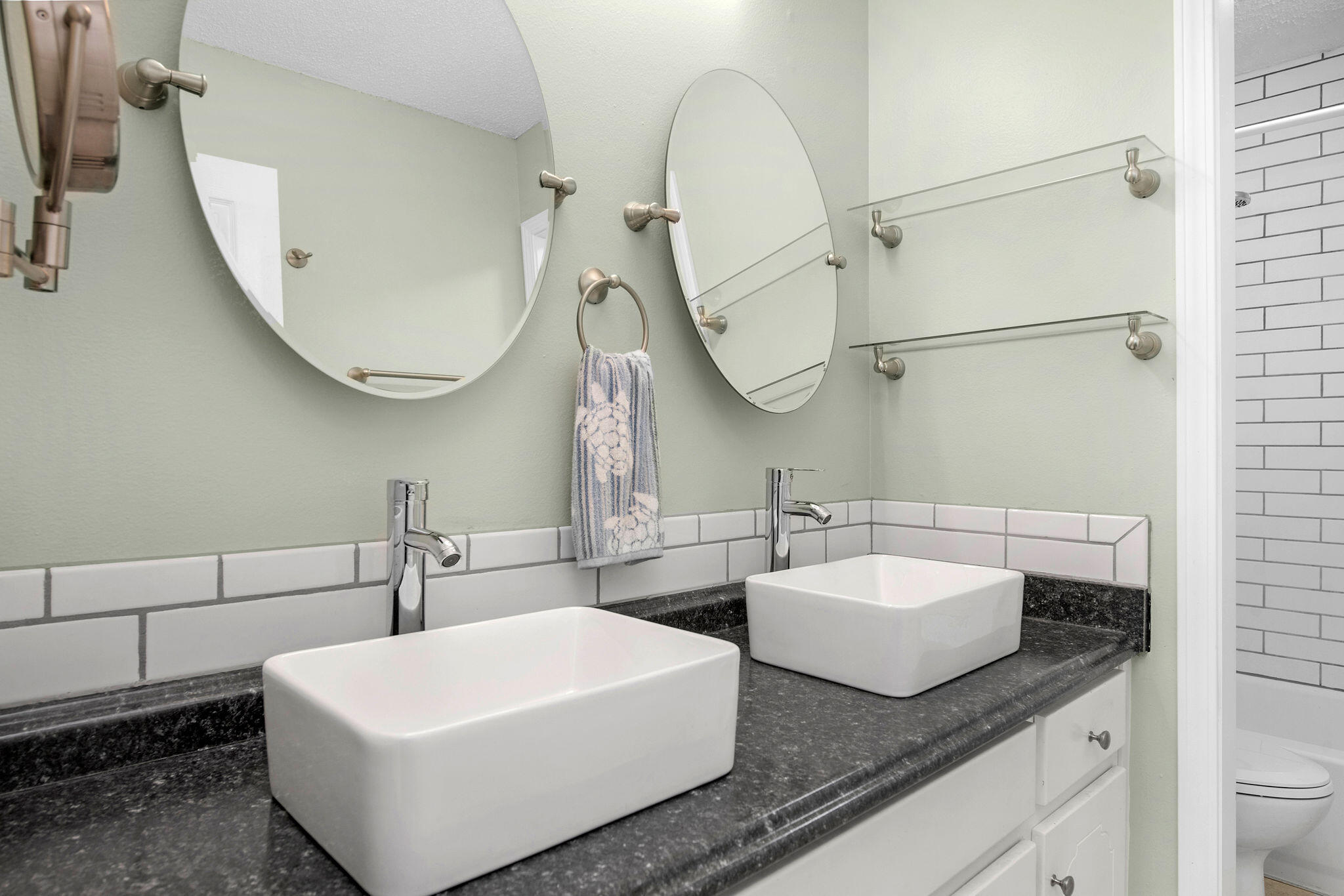 BARRINEAU PARK EST - Residential