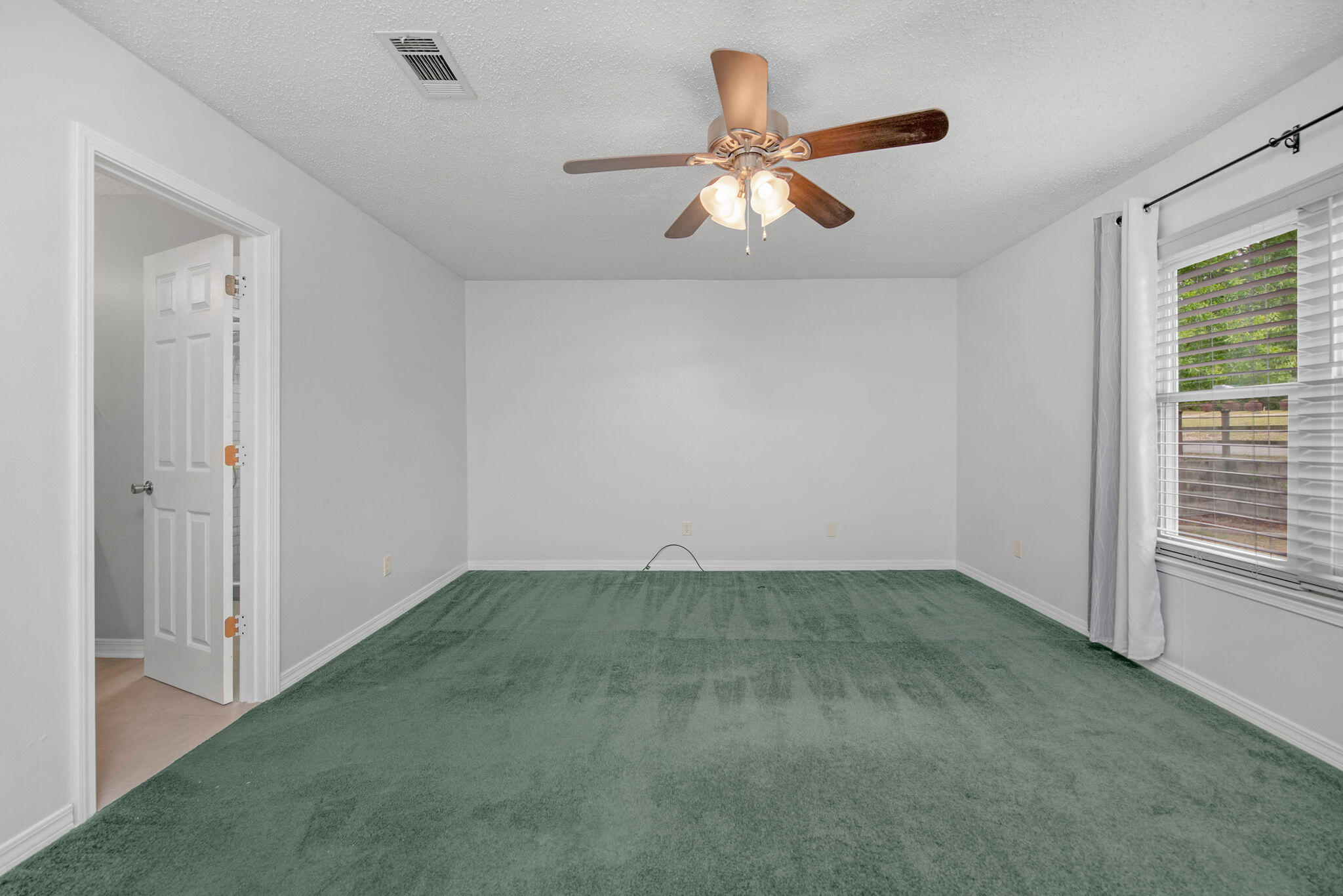 BARRINEAU PARK EST - Residential