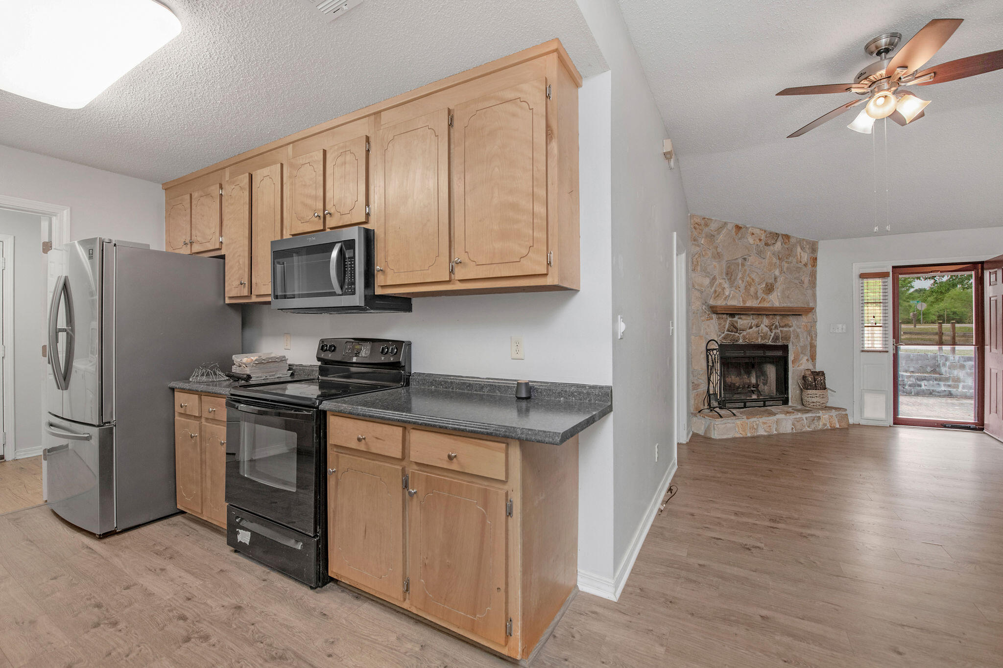 BARRINEAU PARK EST - Residential