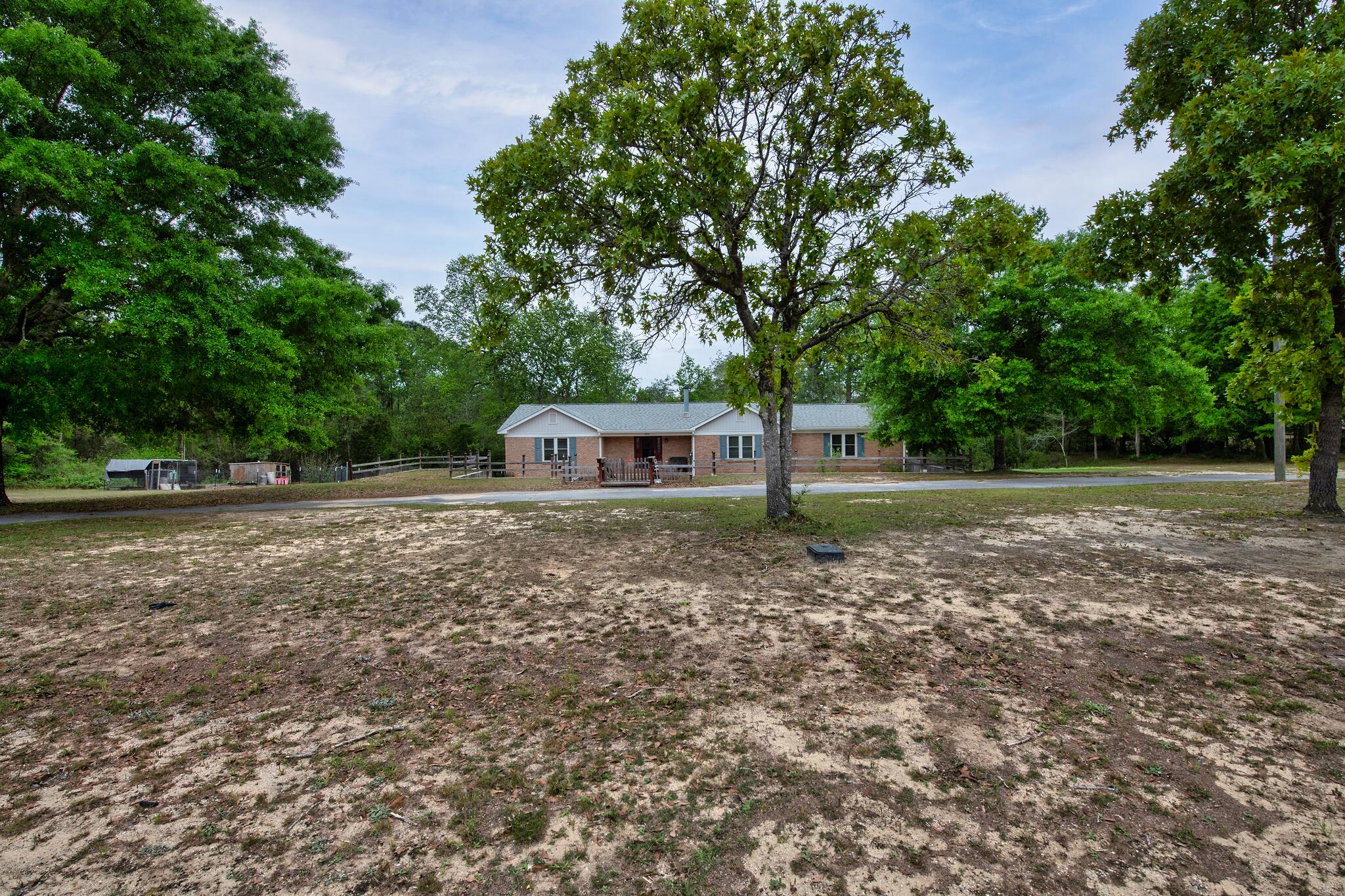 BARRINEAU PARK EST - Residential
