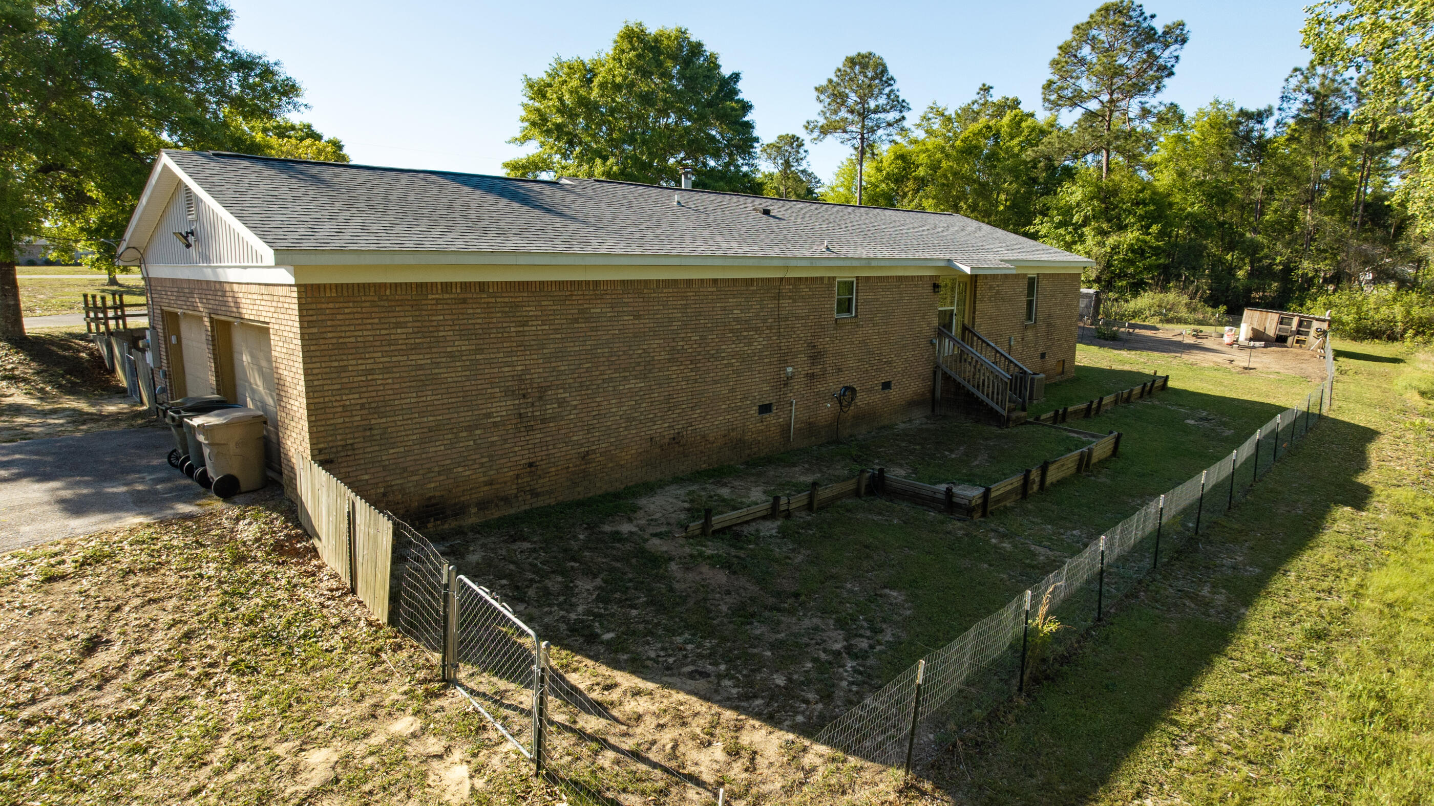 BARRINEAU PARK EST - Residential