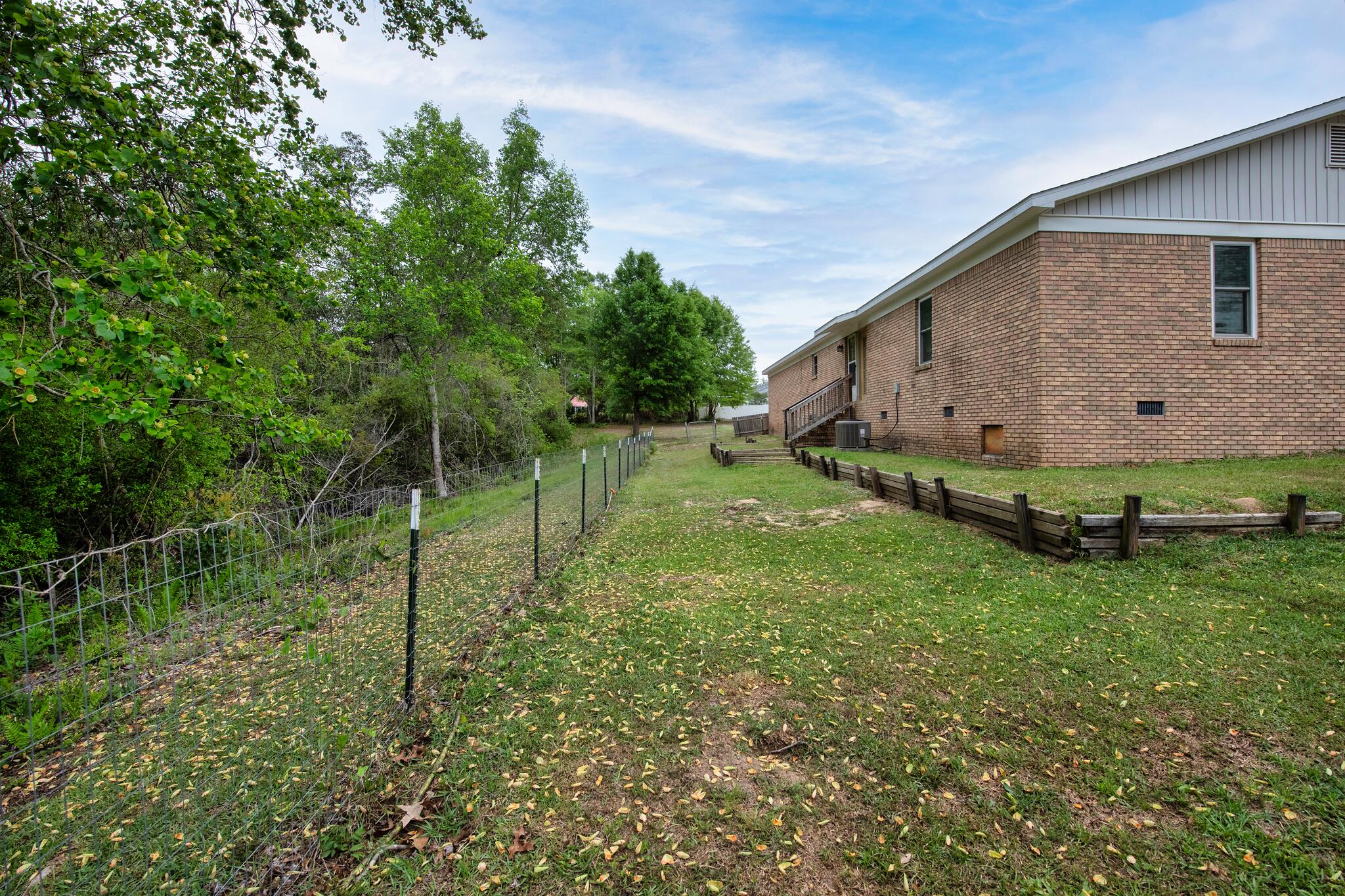 BARRINEAU PARK EST - Residential