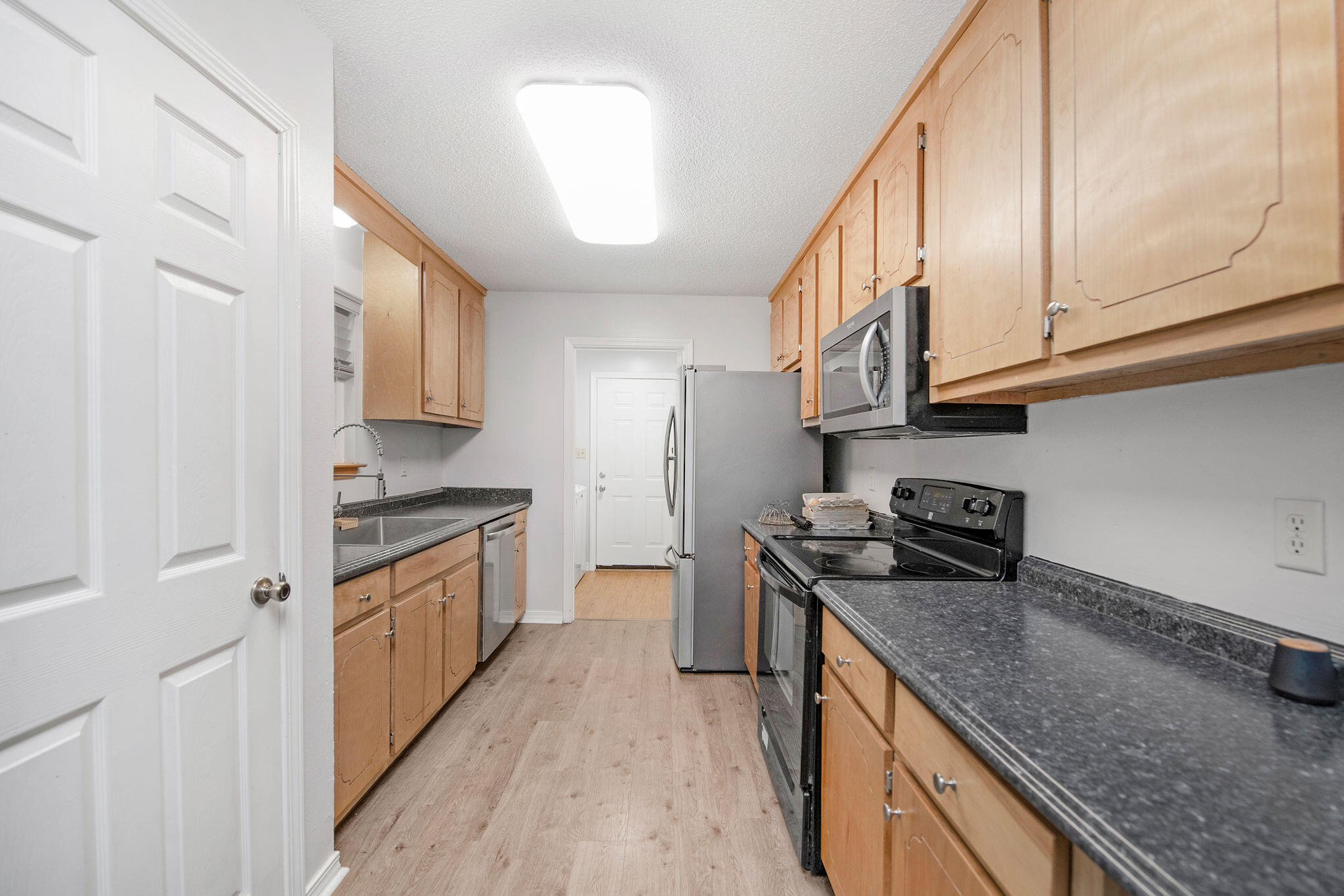 BARRINEAU PARK EST - Residential