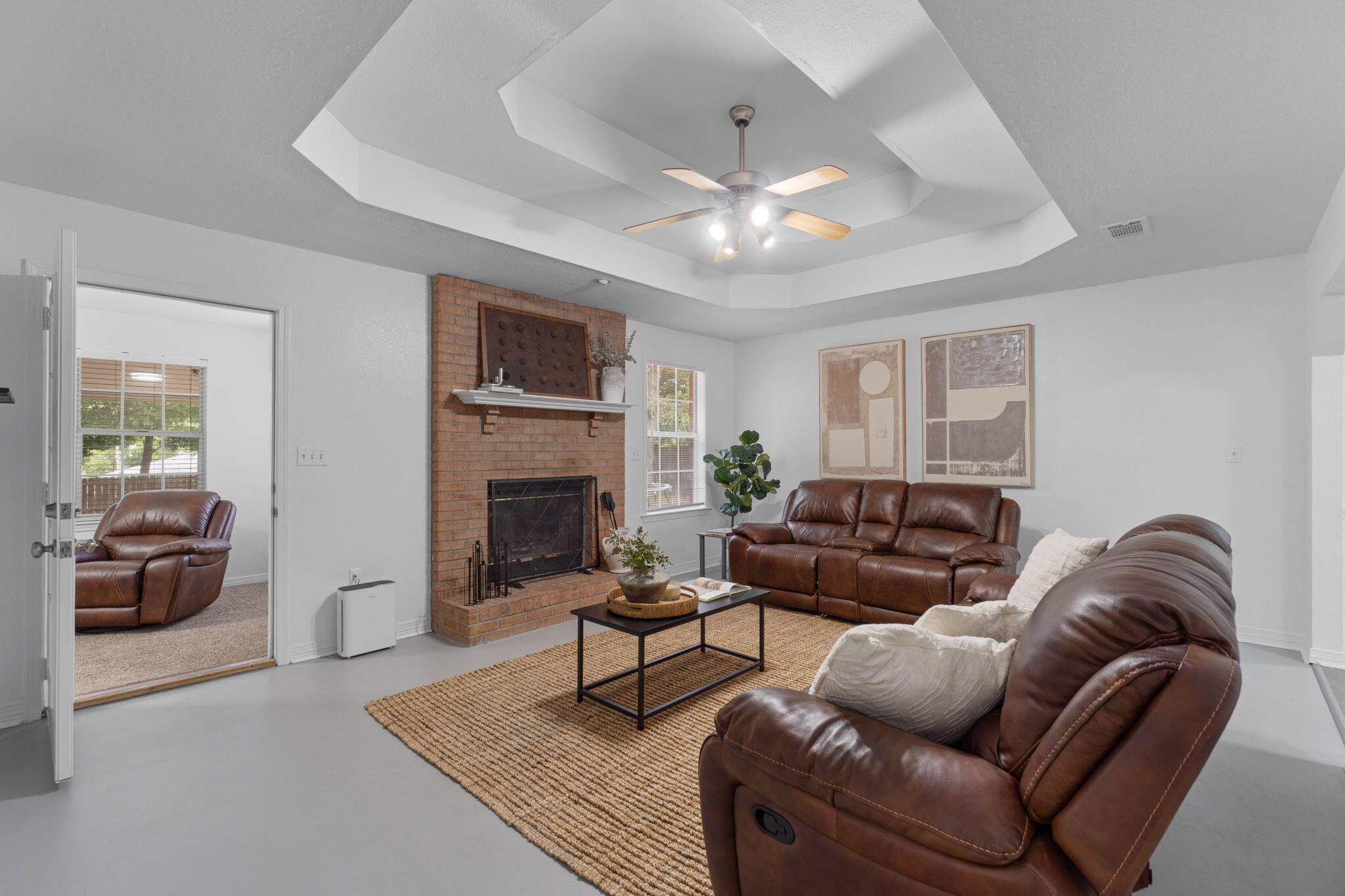 NORTHVIEW ESTATES 3RD ADDN - Residential