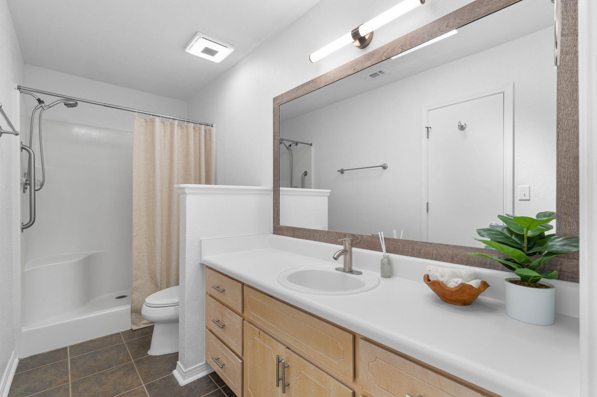 NORTHVIEW ESTATES 3RD ADDN - Residential