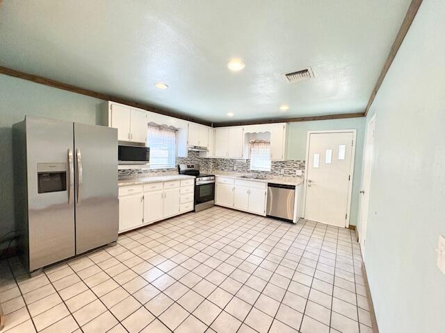 TOWER ACRES - Residential Lease