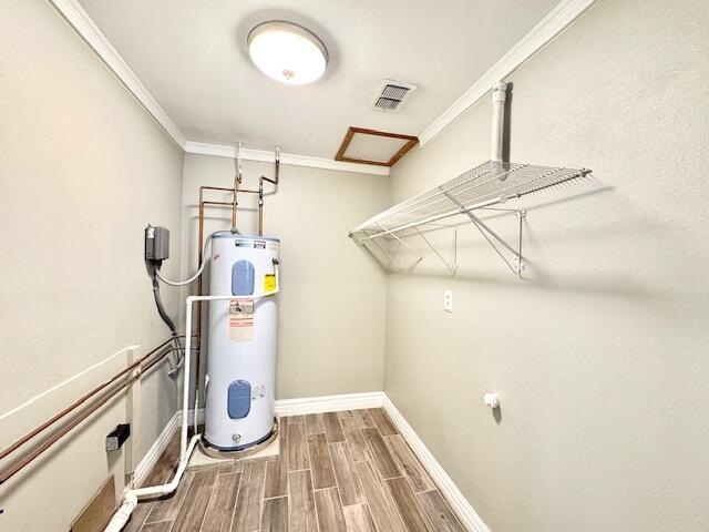 TOWER ACRES - Residential Lease