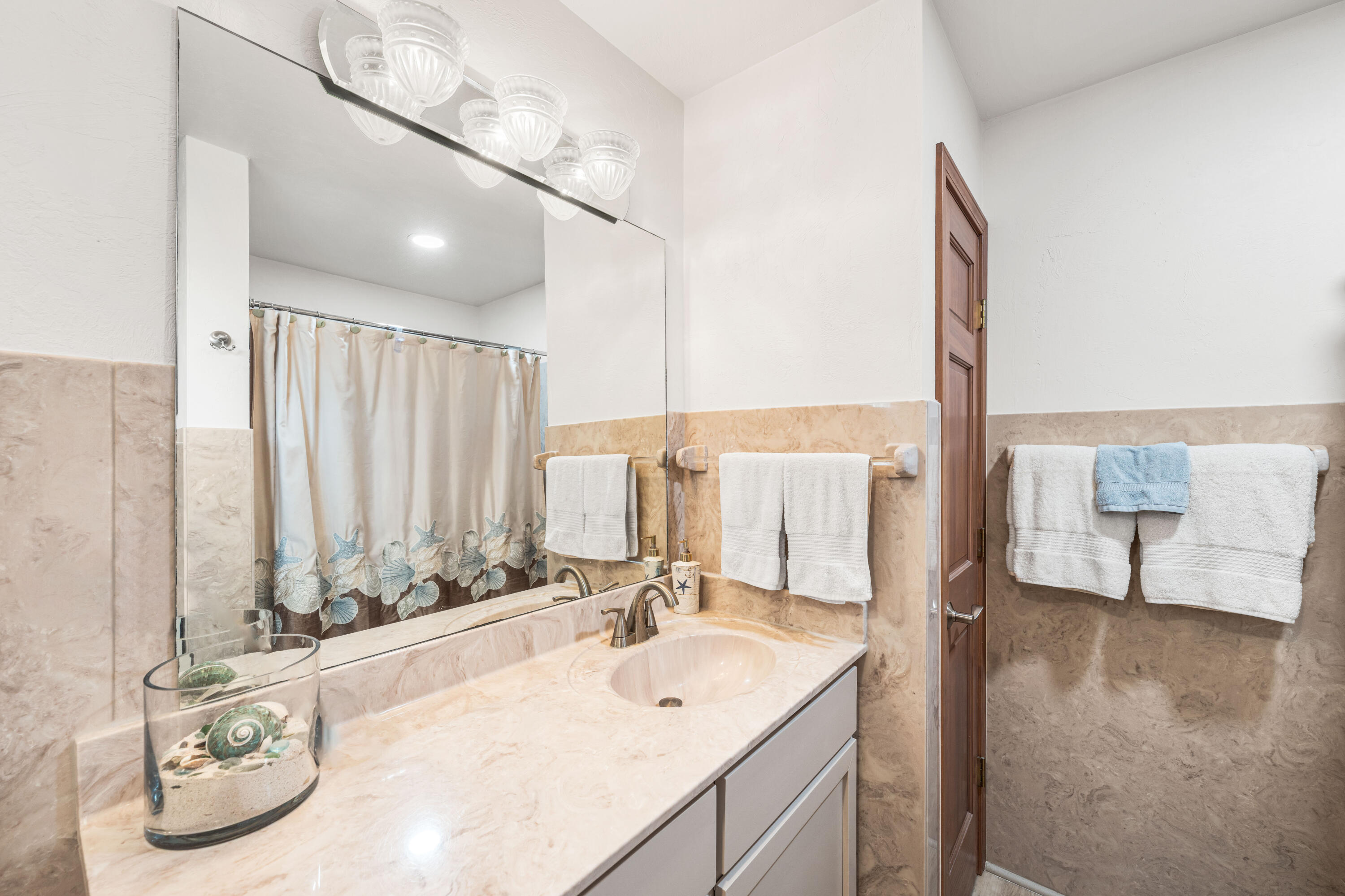 PINES OF BLUE MOUNTAIN - Residential