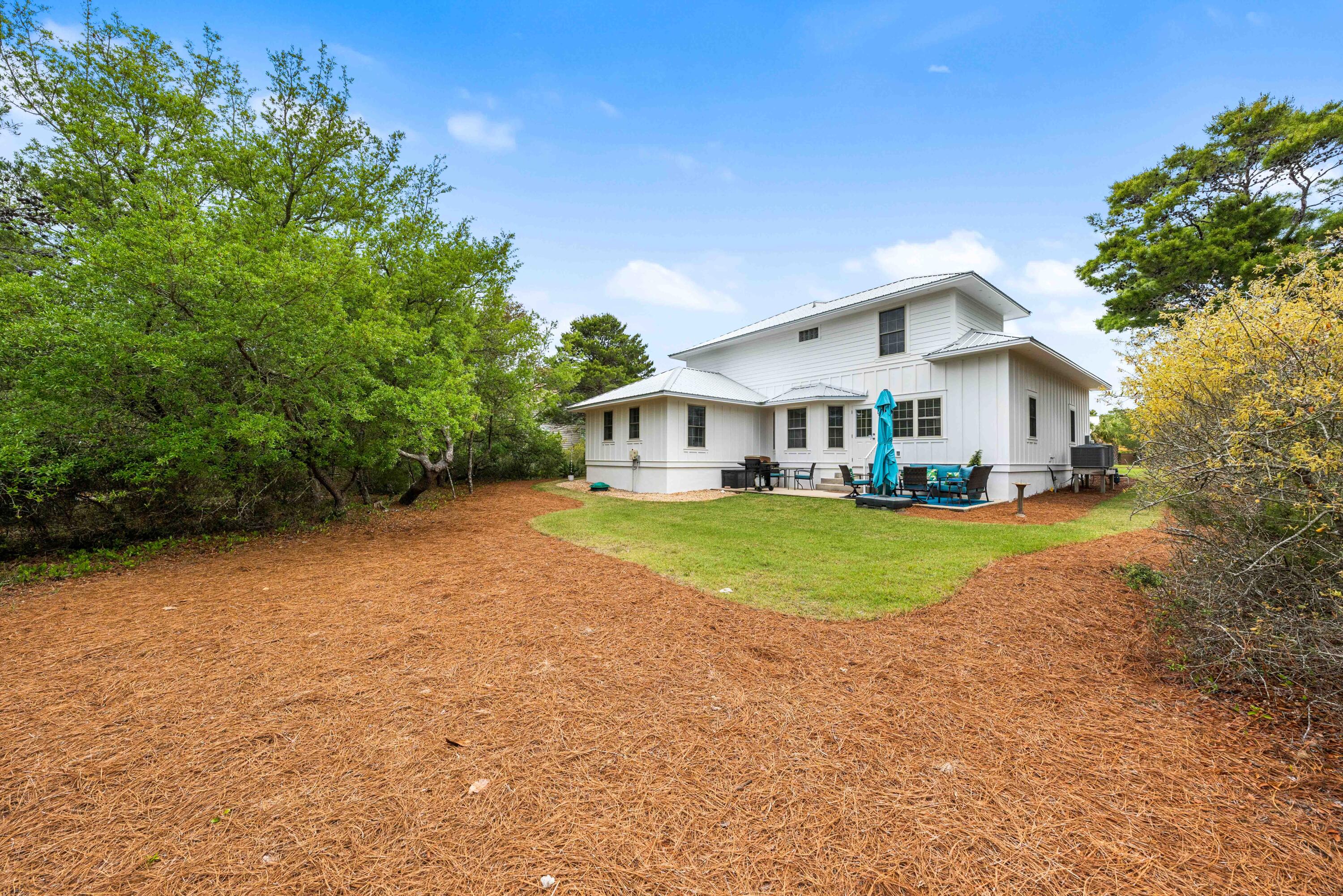 PINES OF BLUE MOUNTAIN - Residential