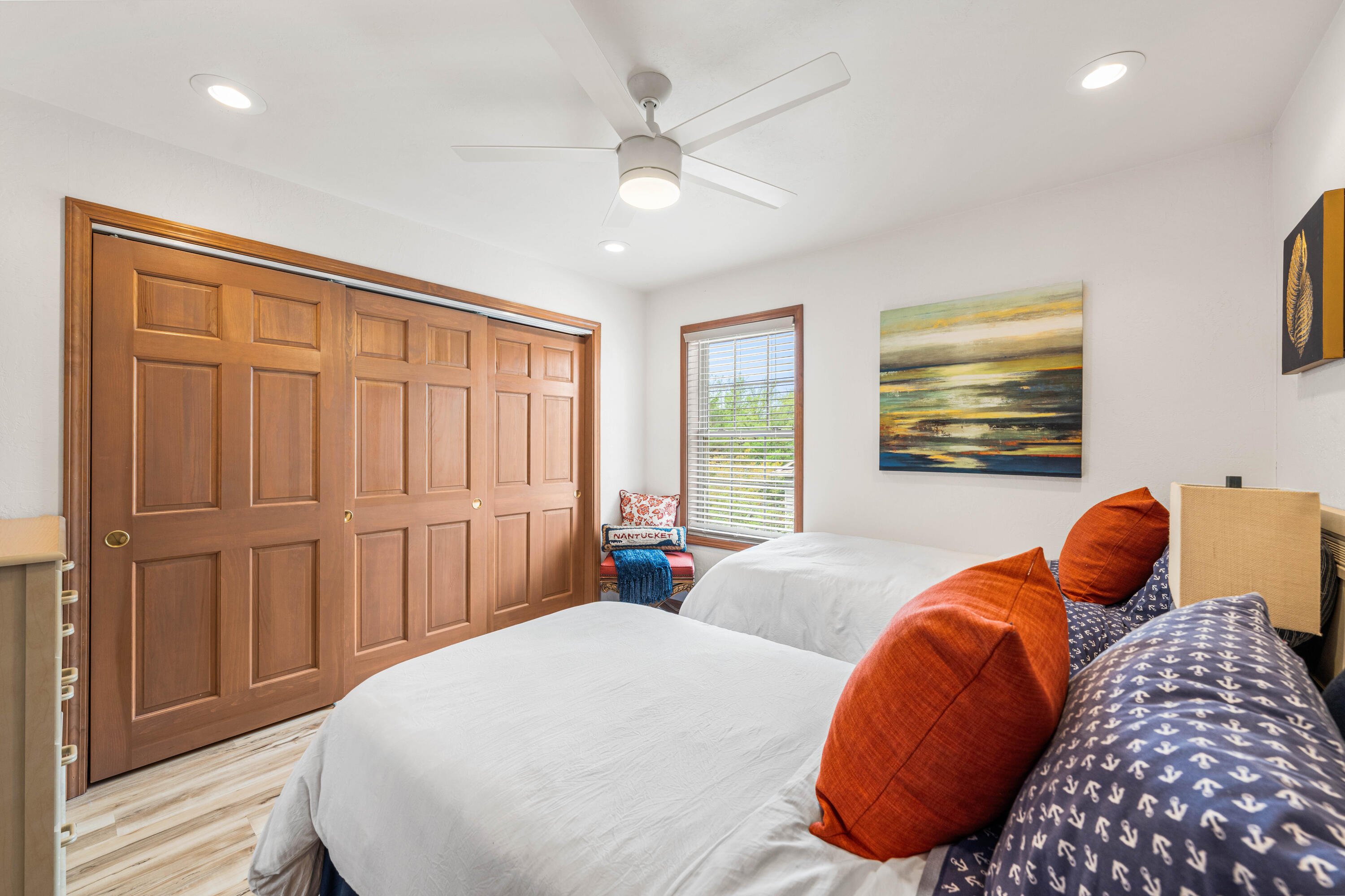 PINES OF BLUE MOUNTAIN - Residential