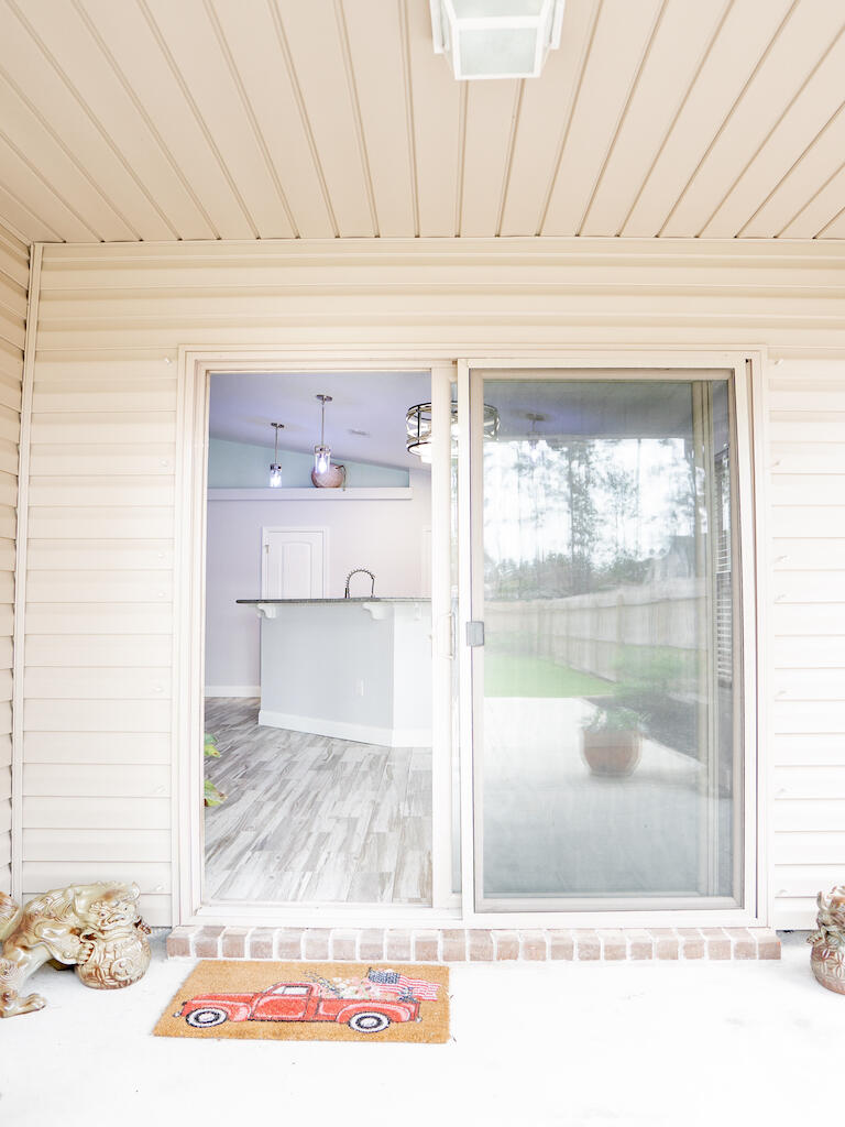 NAVARRE S/D 2ND ADDN - Residential Lease